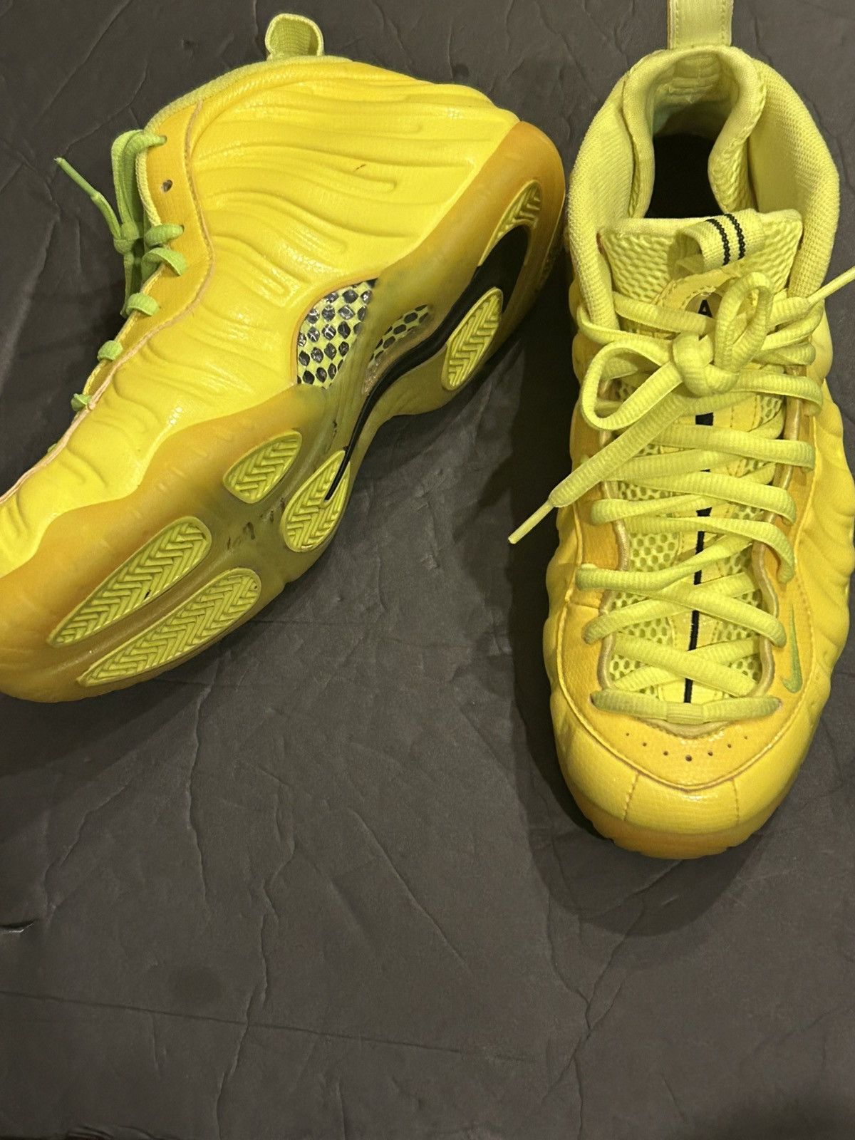 Nike Nike Air Foamposite Pro ‘Volt’ Size US 8 / EU 41 - 5 Thumbnail