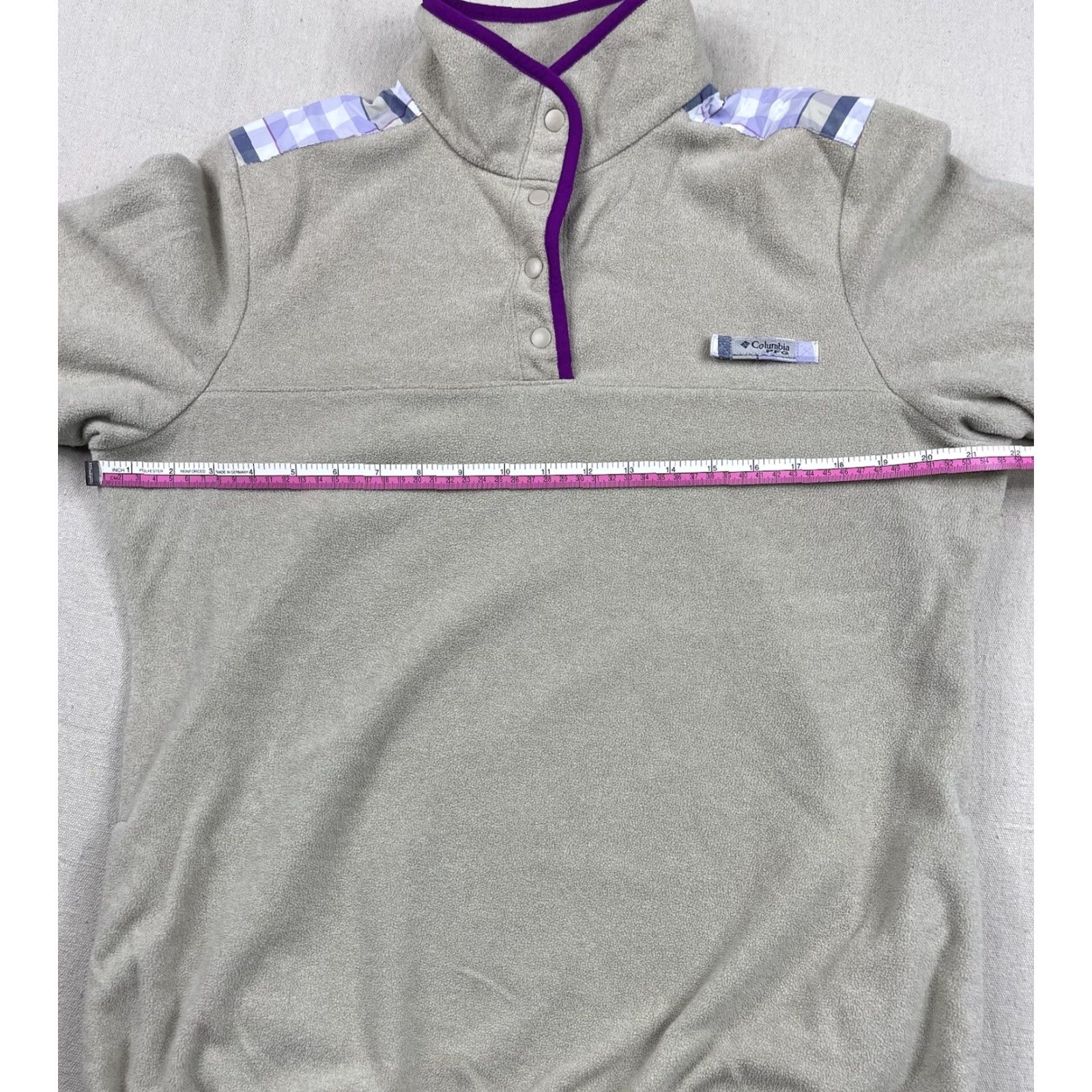 Vintage Columbia Womens PFG Fleece T Snap Sz Large Pullover Jacket Beige Pockets Casual Mid-Length Size L / US 10 / IT 46 - 7 Thumbnail