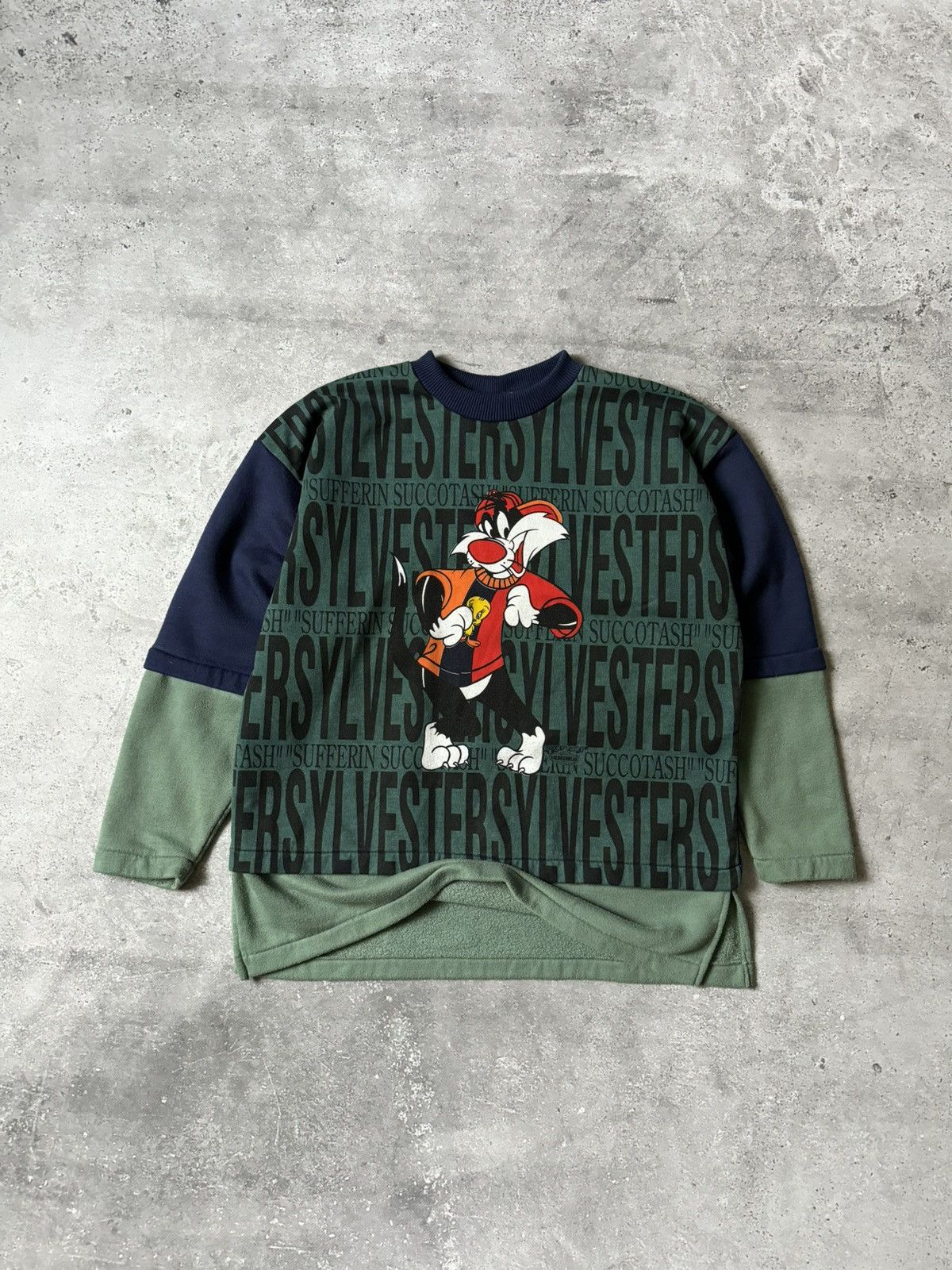 Cartoon Network × Vintage × Warner Bros Vintage 1994 Warner Bros Looney Tunes Women’s Sweatshirt Size S / US 4 / IT 40 - 1 Thumbnail