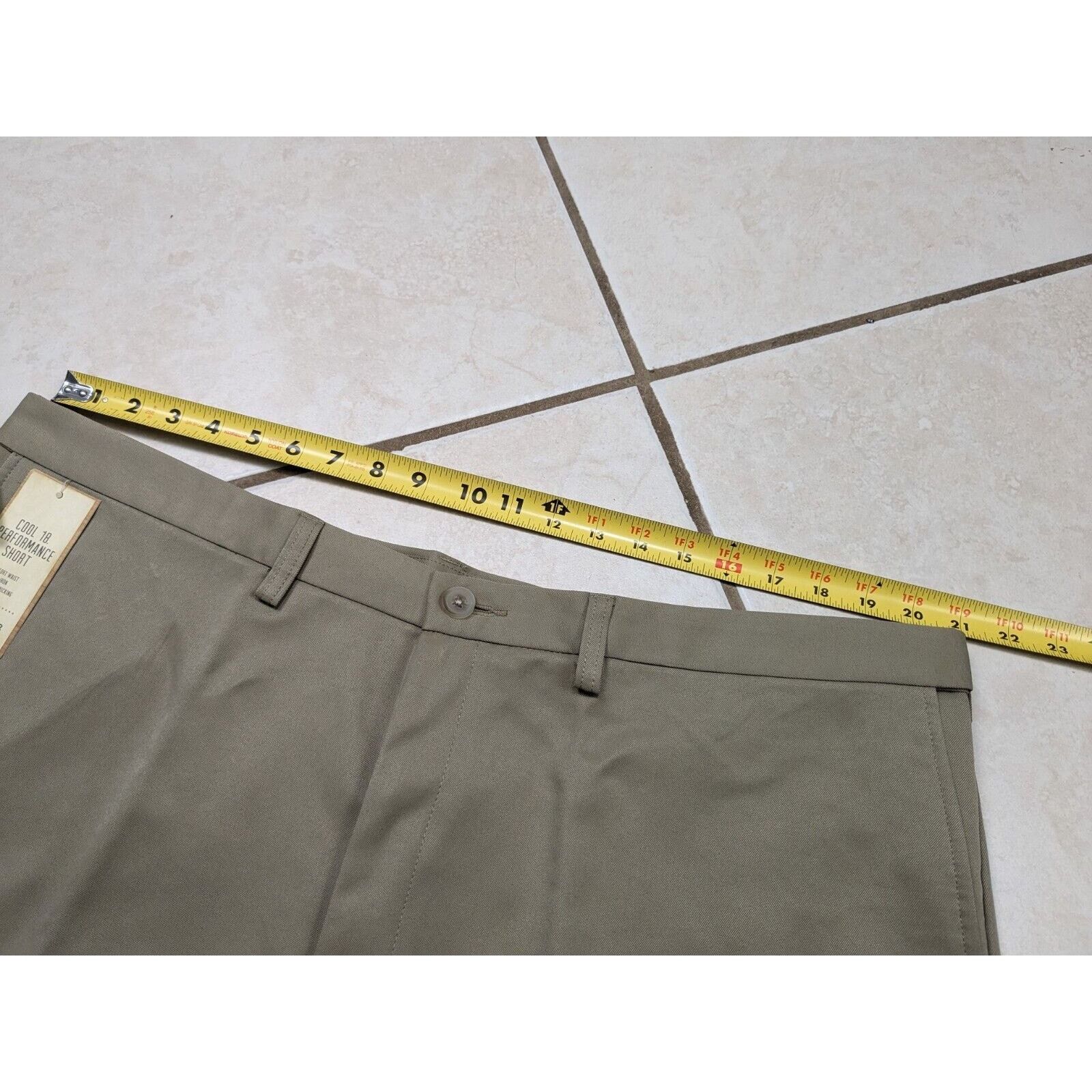 Haggar NWT Haggar Cool Expandable Waist Khaki Shorts Big & Tall 44W Size US 44 / EU 60 - 3 Thumbnail
