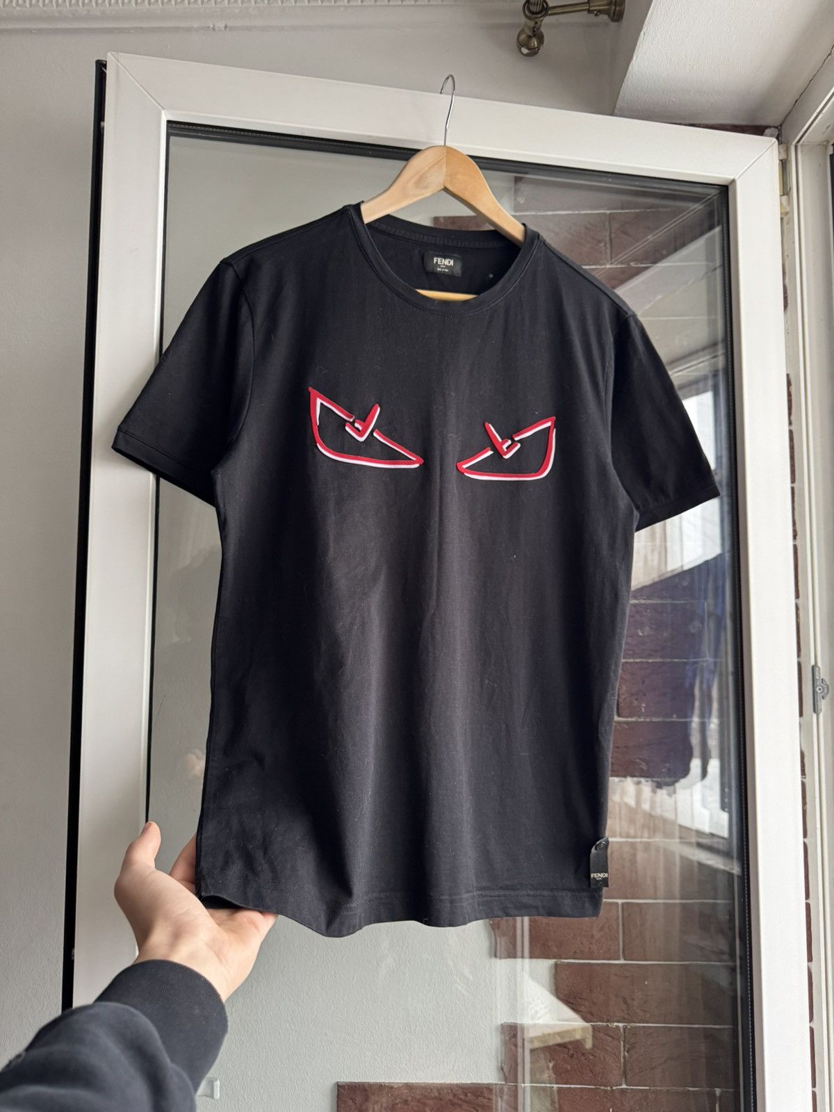 Fendi Fendi demon eye logo tshirt Size US L / EU 52-54 / 3 - 4 Thumbnail