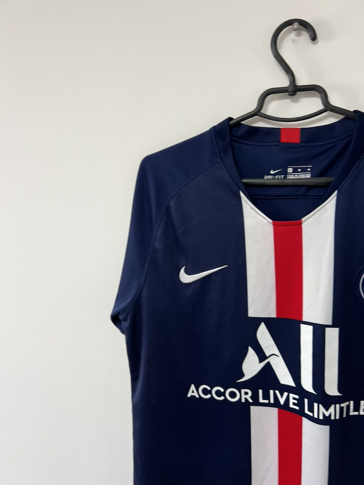 Nike PSG 2019/20 Home Jersey Mbappe #7 Football Shirt Nike M Size US M / EU 48-50 / 2 - 15 Thumbnail