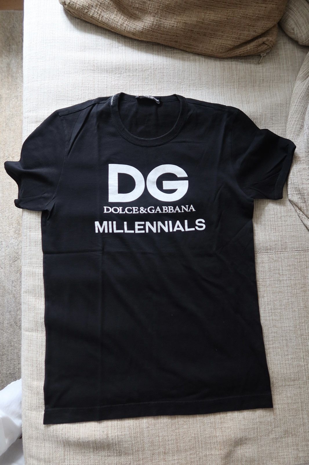 Dolce & Gabbana Dolce Gabbana DG Millennials Tshirt Black Size US S / EU 44-46 / 1 - 1 Thumbnail