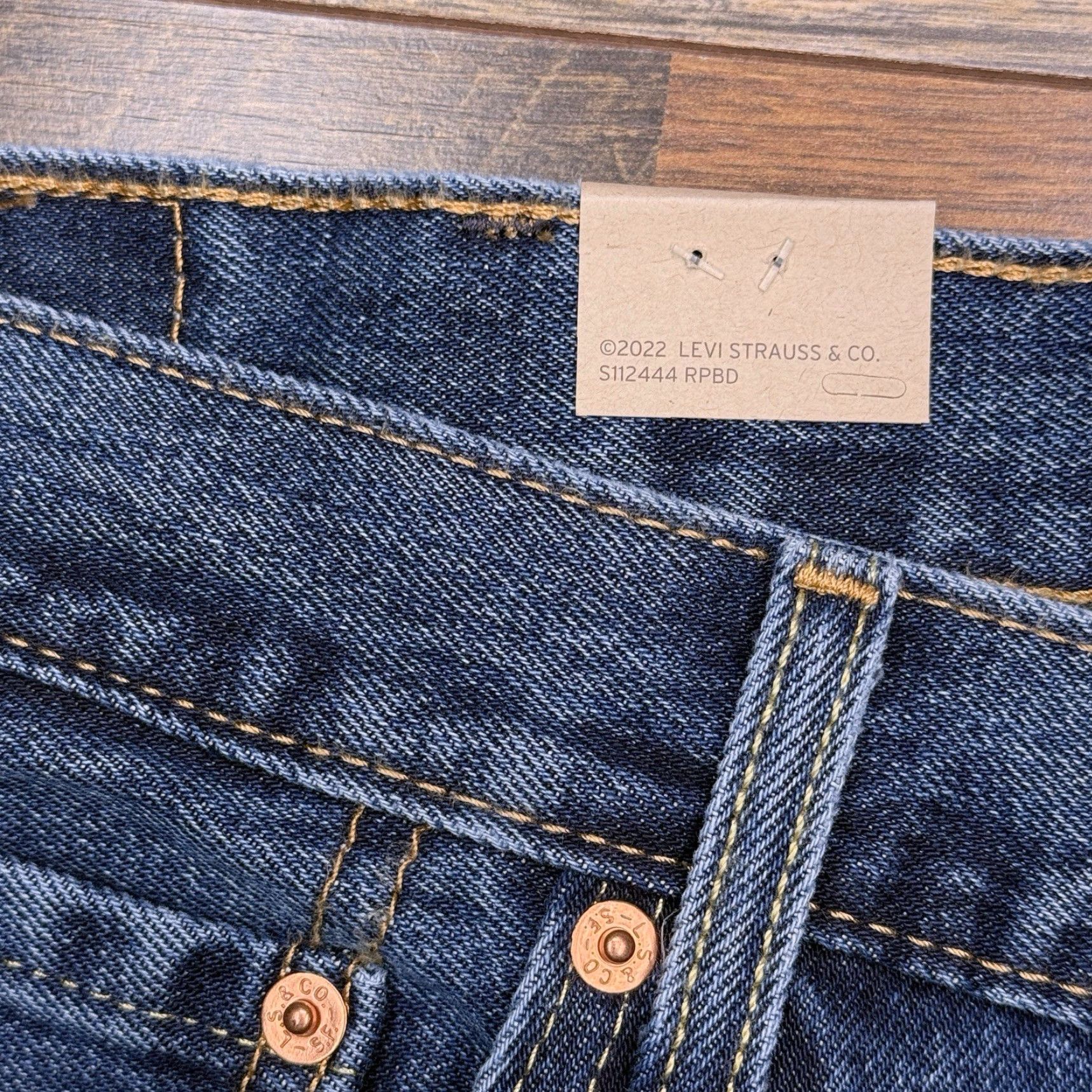 Levi's Levi's 550 Jeans Mens Regular 40x32 Relaxed Tapered High Rise Denim Blue 5-Pocket Machine Washable Belt Loops Jeans Men Size US 40 / EU 56 - 6 Thumbnail