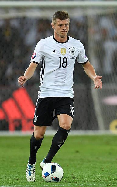 Adidas Adidas x Germany 2016 #18 Kroos Home Jersey Shirt Size US M / EU 48-50 / 2 - 4 Thumbnail