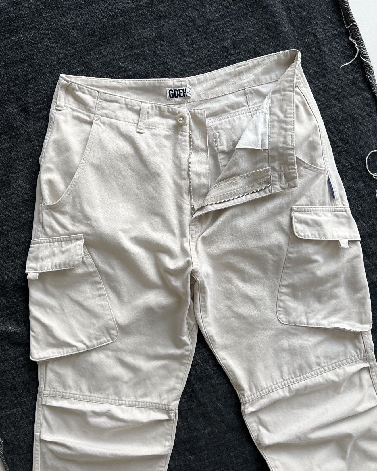 GOODENOUGH × Hiroshi Fujiwara VINTAGE GOODENOUGH CARGO PANTS Size US 31 - 7 Thumbnail