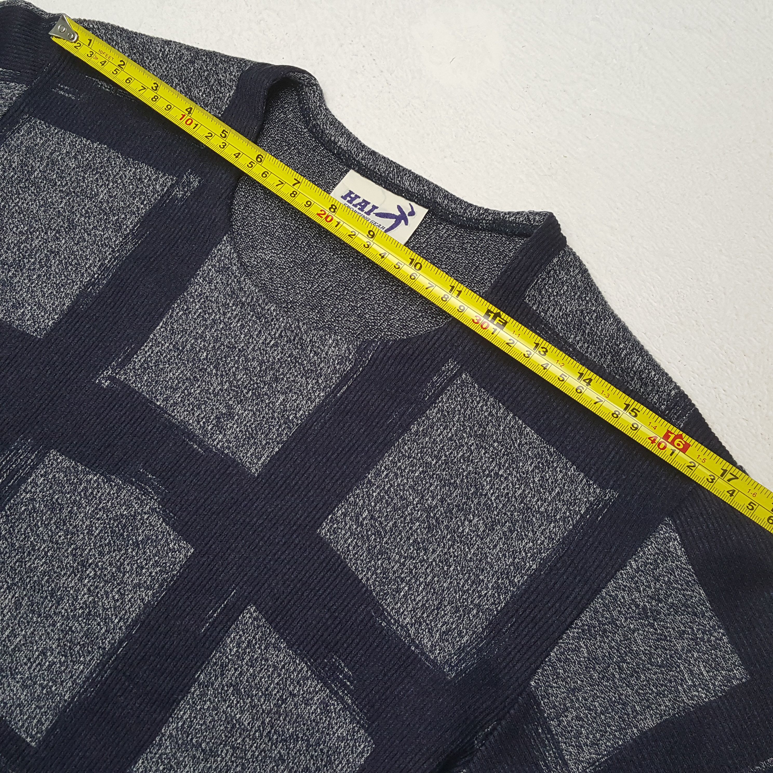 Hai Sporting Gear Hai Sporting Gear by Issey Miyake Designer Tshirt C294N54 Size S / US 4 / IT 40 - 4 Thumbnail
