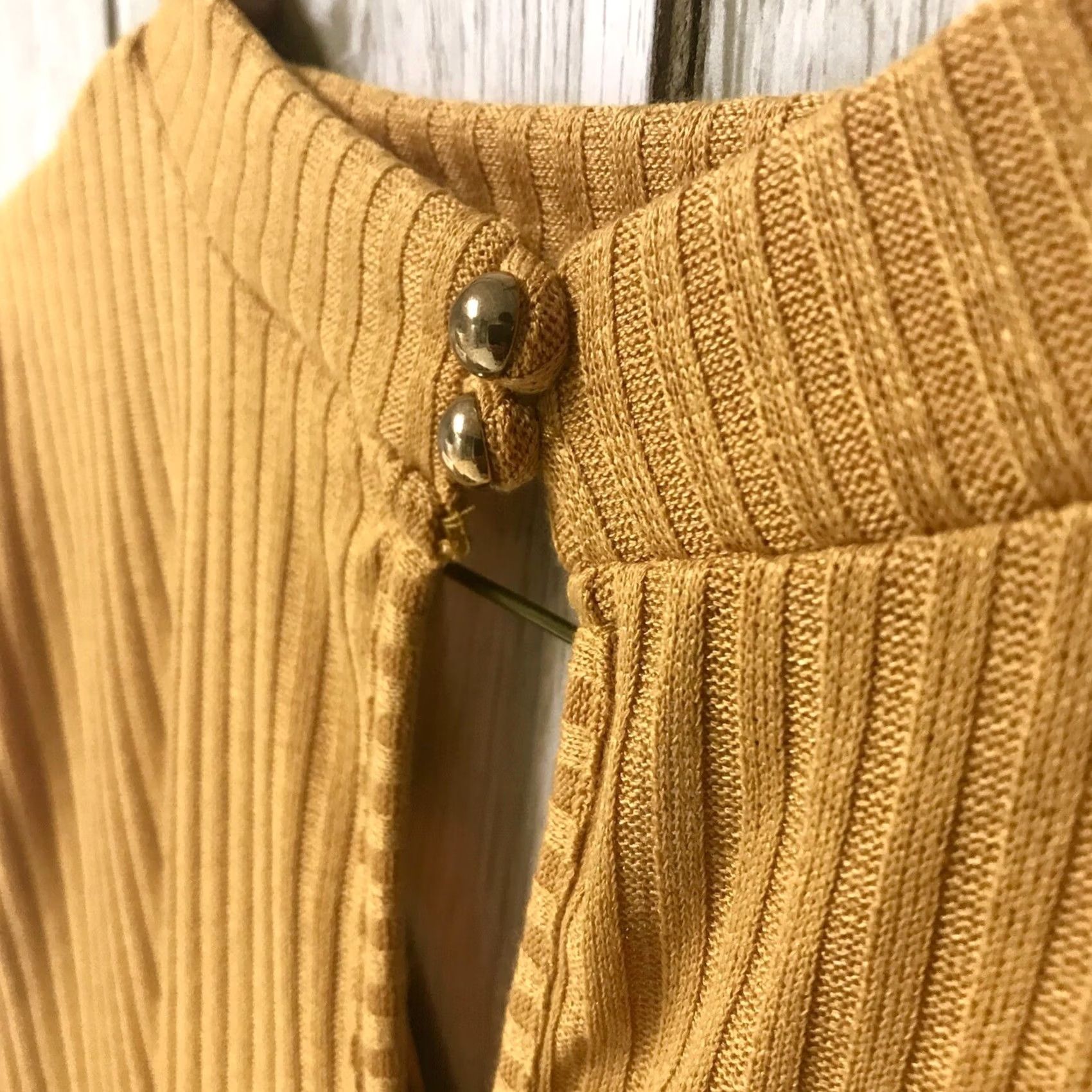 Vintage Blu-Pepper Blouse Shirt Women Mustard Yellow V-Neck Keyhole Knit Long Sleeve L Size L / US 10 / IT 46 - 4 Thumbnail