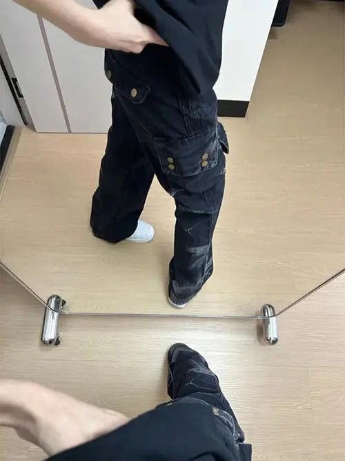 Other Black Cargo Flare Wide Leg Jeans Size US 33 - 8 Thumbnail