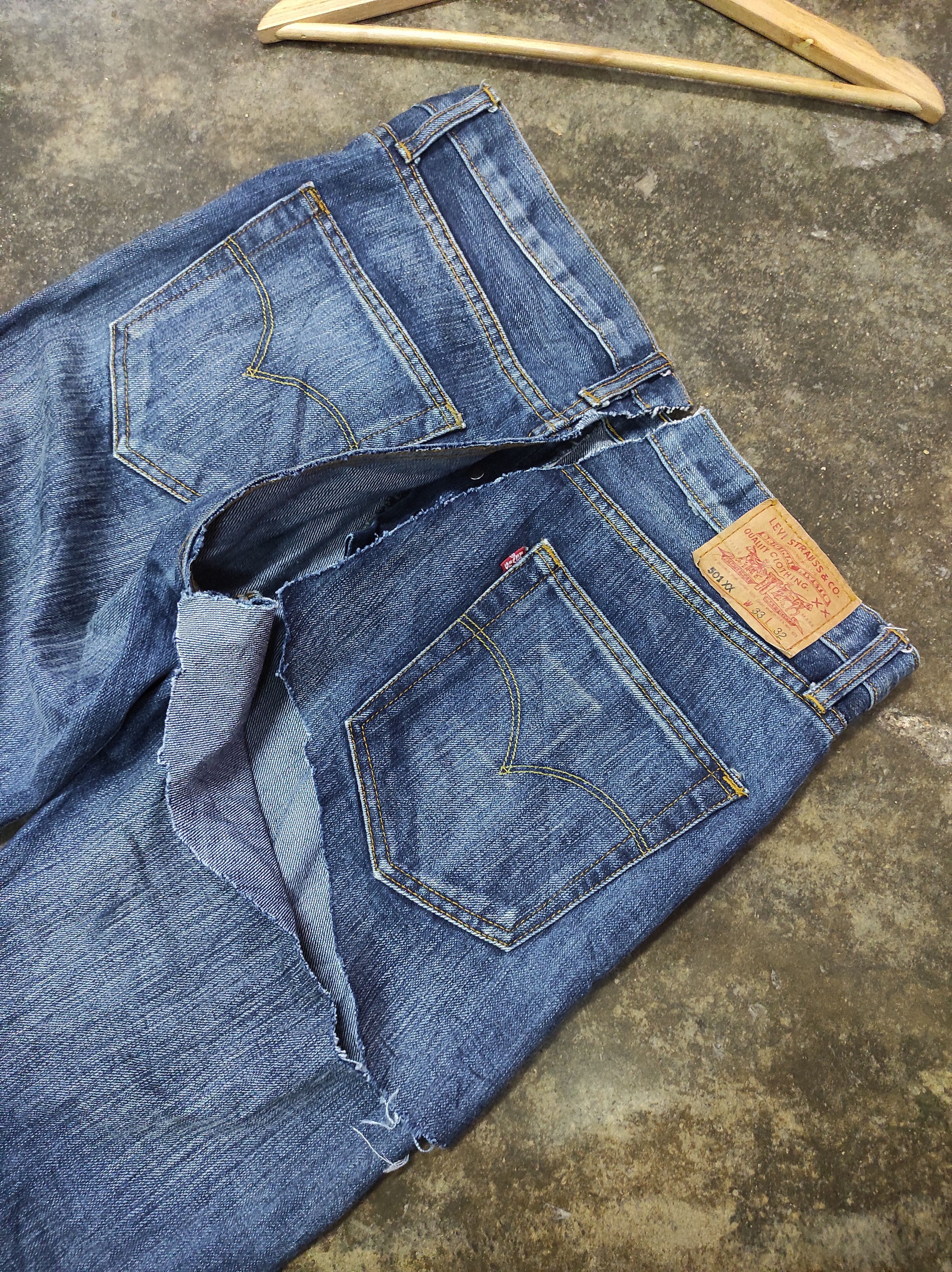 LVC × Levi's Vintage Clothing LEVIS 501XX BIG E VINTAGE DISTRESSED DENIM JEANS Size US 33 - 8 Thumbnail