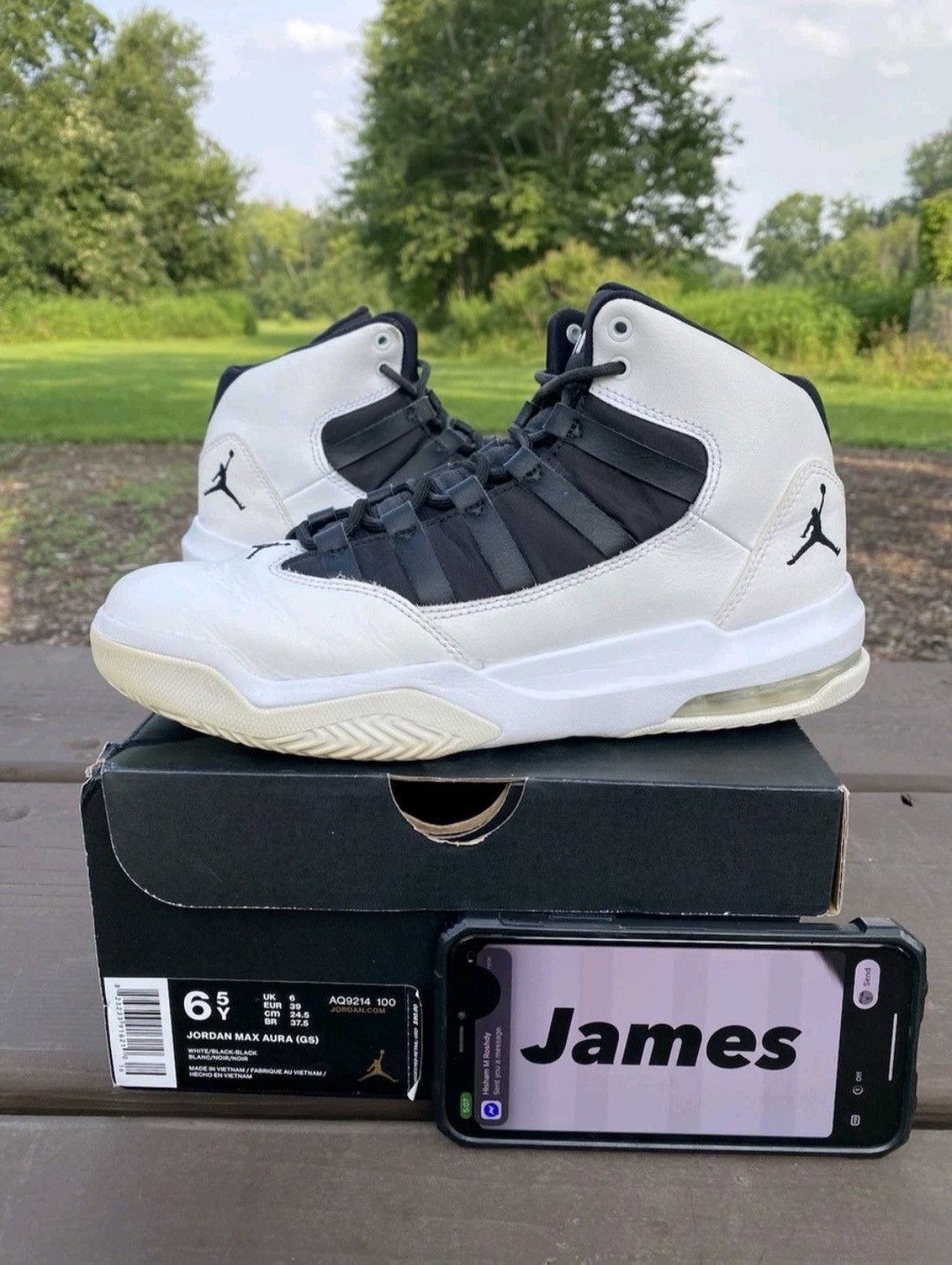 Jordan Brand Nike Air Jordan Max Aura GS White Black AQ9214100 Size 6.5 Size US 6.5 / EU 39-40 - 1 Thumbnail