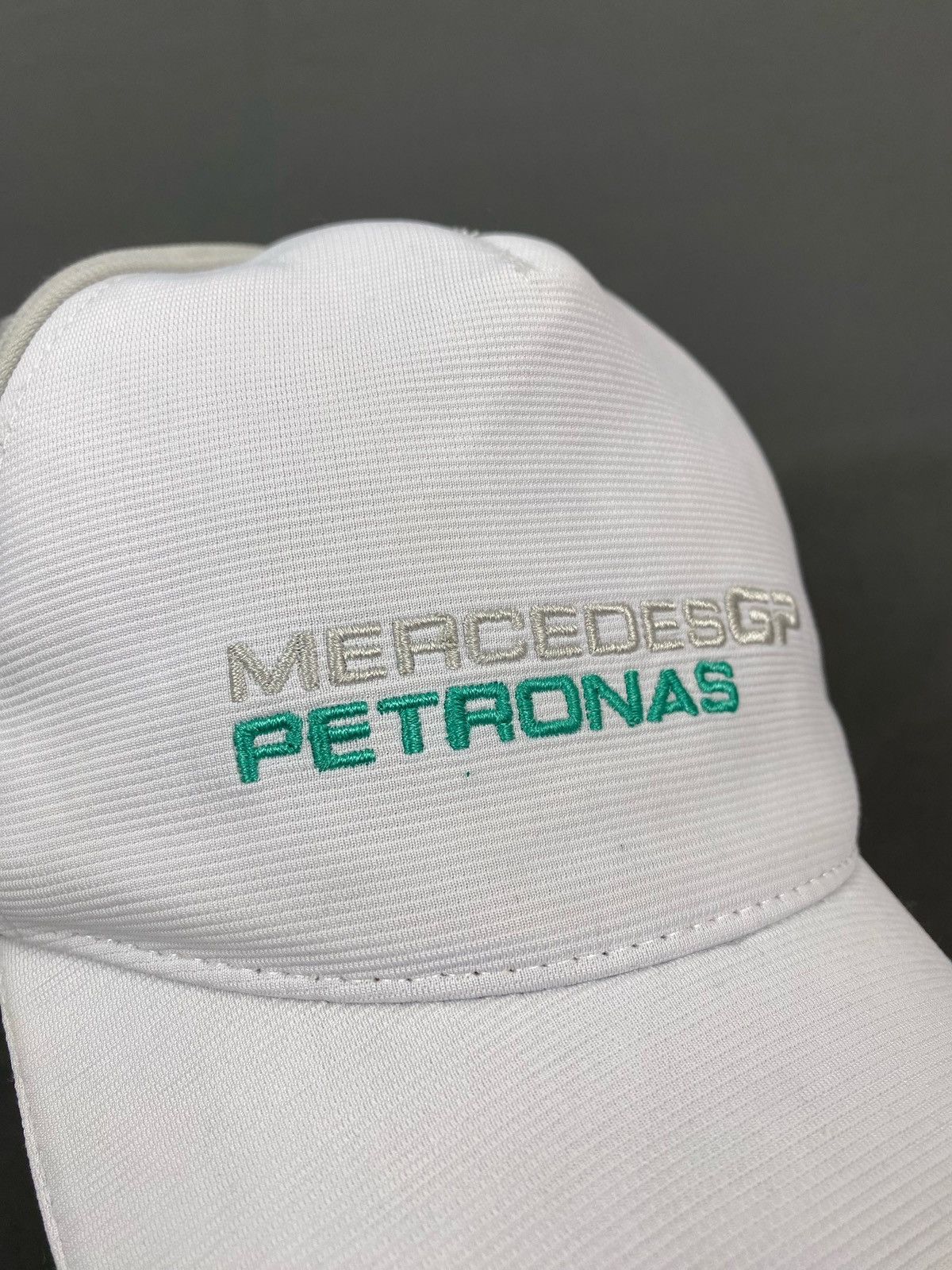 Mercedes-Benz Henri Lloyd x Mercedes GP Petronas Formula Uno Team Hat Size ONE SIZE - 3 Thumbnail