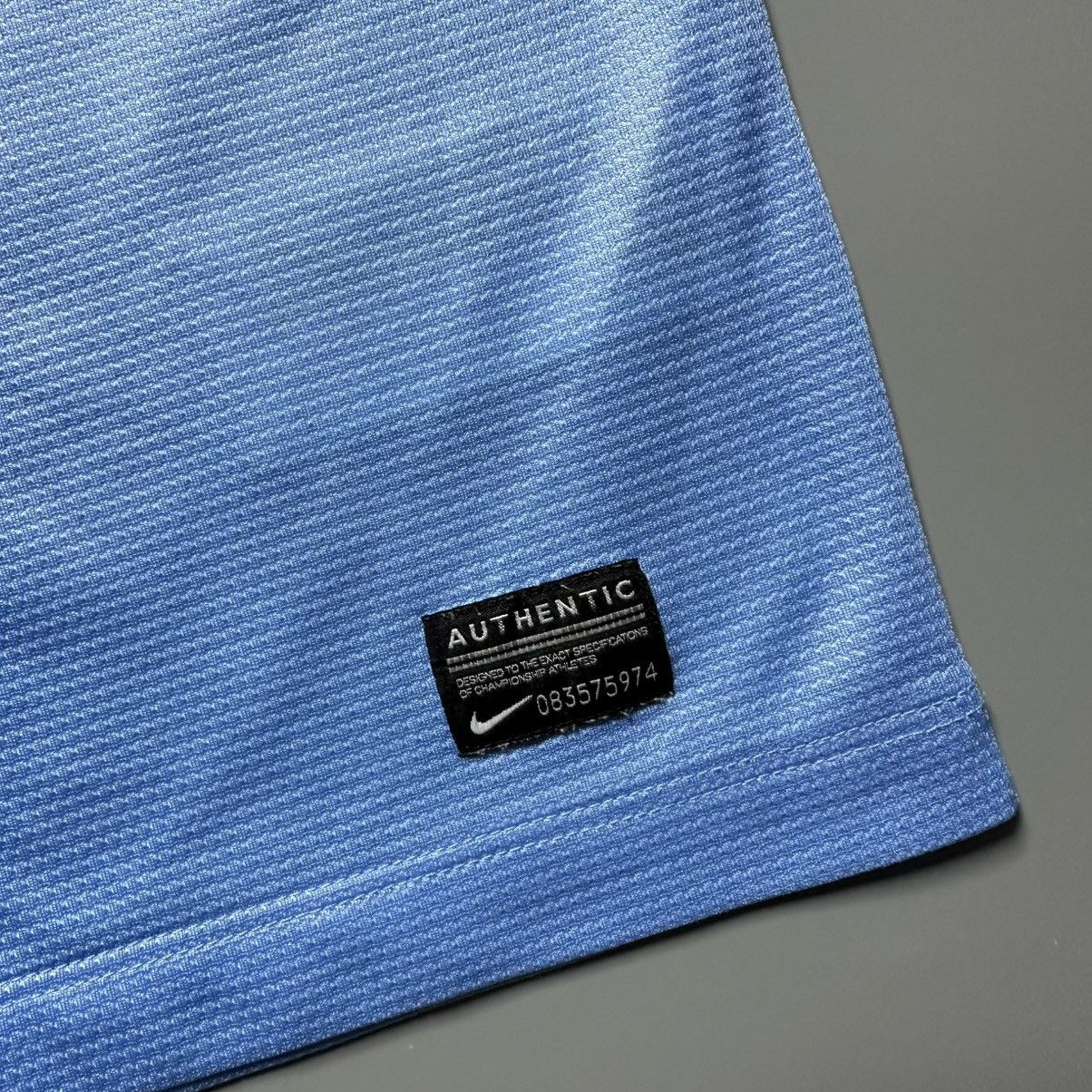 Nike MAN CITY NIKE 2013/2014 FOOTBALL HOME JERSEY #4 KOMPANY Size US XL / EU 56 / 4 - 9 Thumbnail