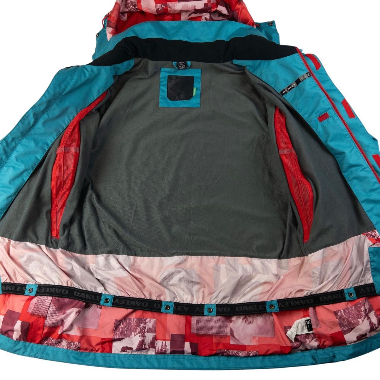 Oakley Vintage Oakley Zip Up Snowboarding Jacket Size L Size US L / EU 52-54 / 3 - 4 Thumbnail