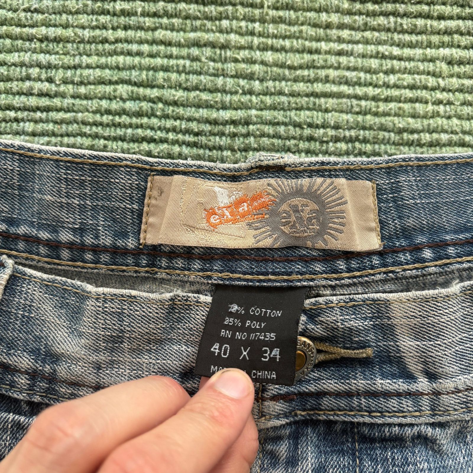 Vintage Vintage Y2K Baggy Faded eXa Jeans Sz 40x34 Size 40" / US 18 - 2 Thumbnail