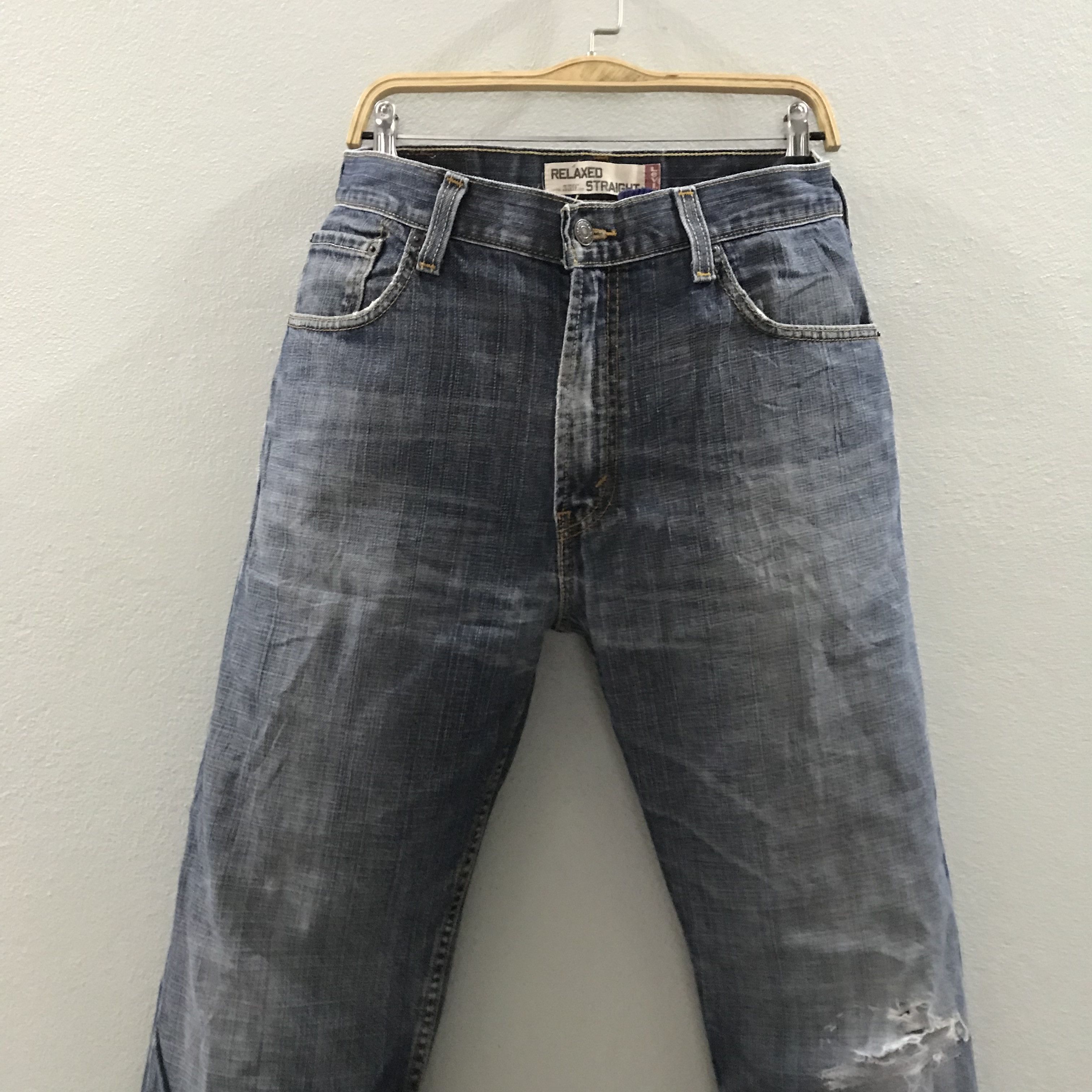Levi's Vintage Levi's 559 Relaxed Straight Light Washed Size US 33 - 3 Thumbnail