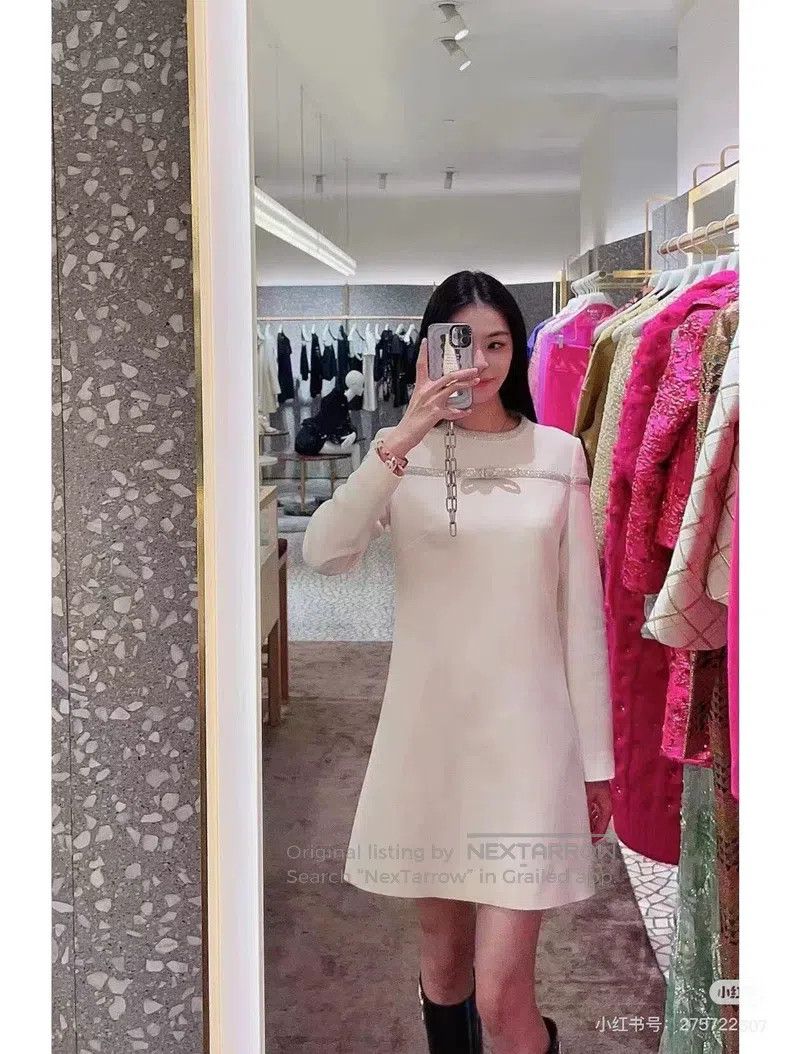 Valentino Valentino Rhinestone dress Size M / US 6-8 / IT 42-44 - 8 Thumbnail