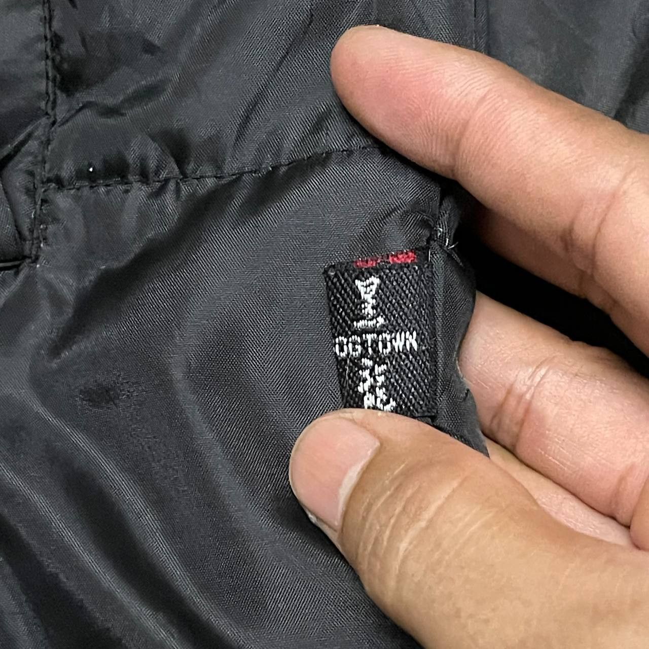 Dogtown Vtg Dogtown Black Dragon Puffer Fur Jacket Detachable Hood Size US L / EU 52-54 / 3 - 8 Thumbnail