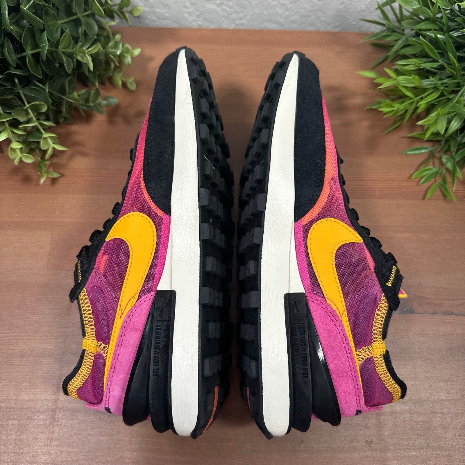 Nike Nike Men's Waffle One Active Fuchsia Shoes Size 6.5 Size US 6.5 / EU 39-40 - 6 Thumbnail