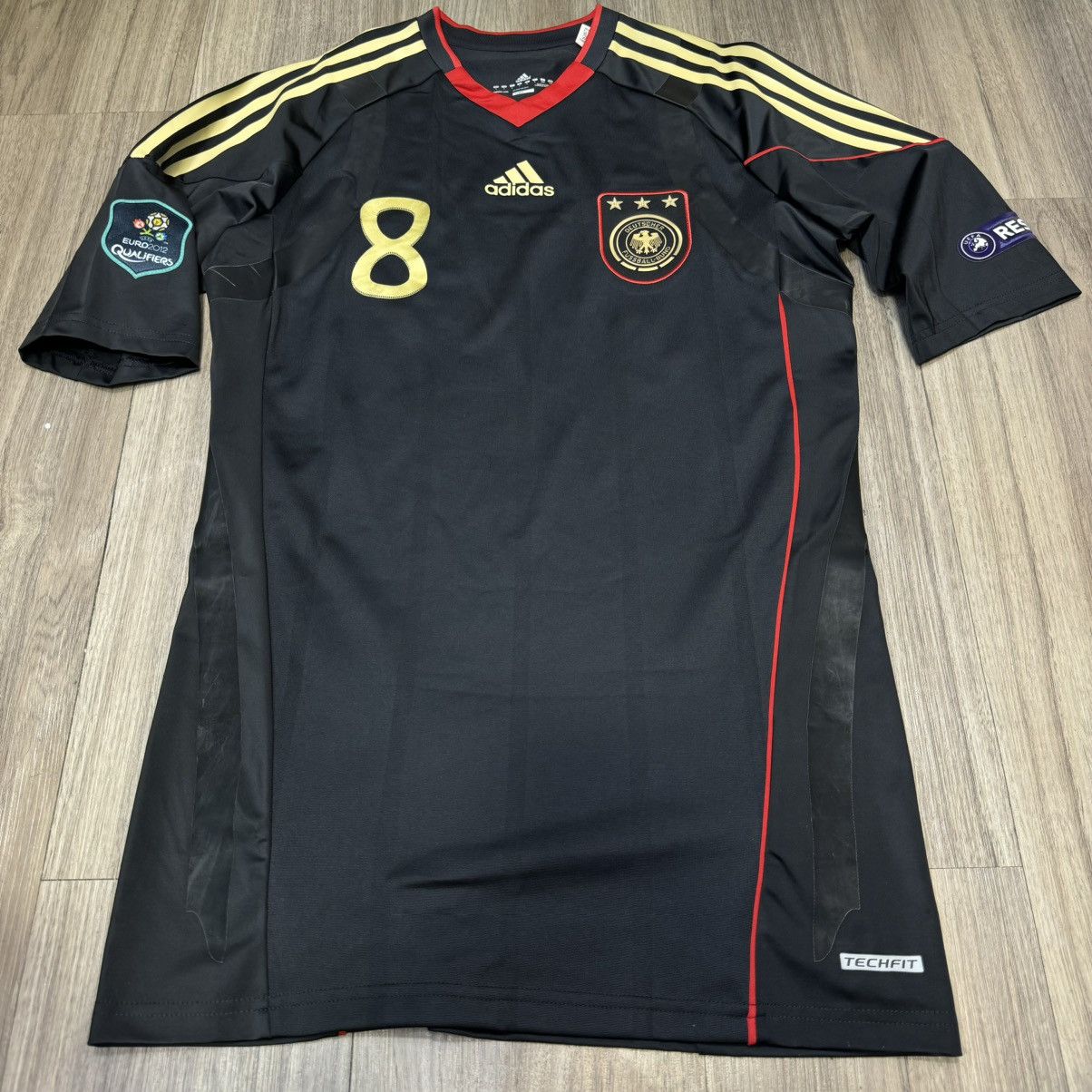 Adidas Germany 11/12 match issue/worn away shirt #8 Ozil Size US L / EU 52-54 / 3 - 1 Thumbnail