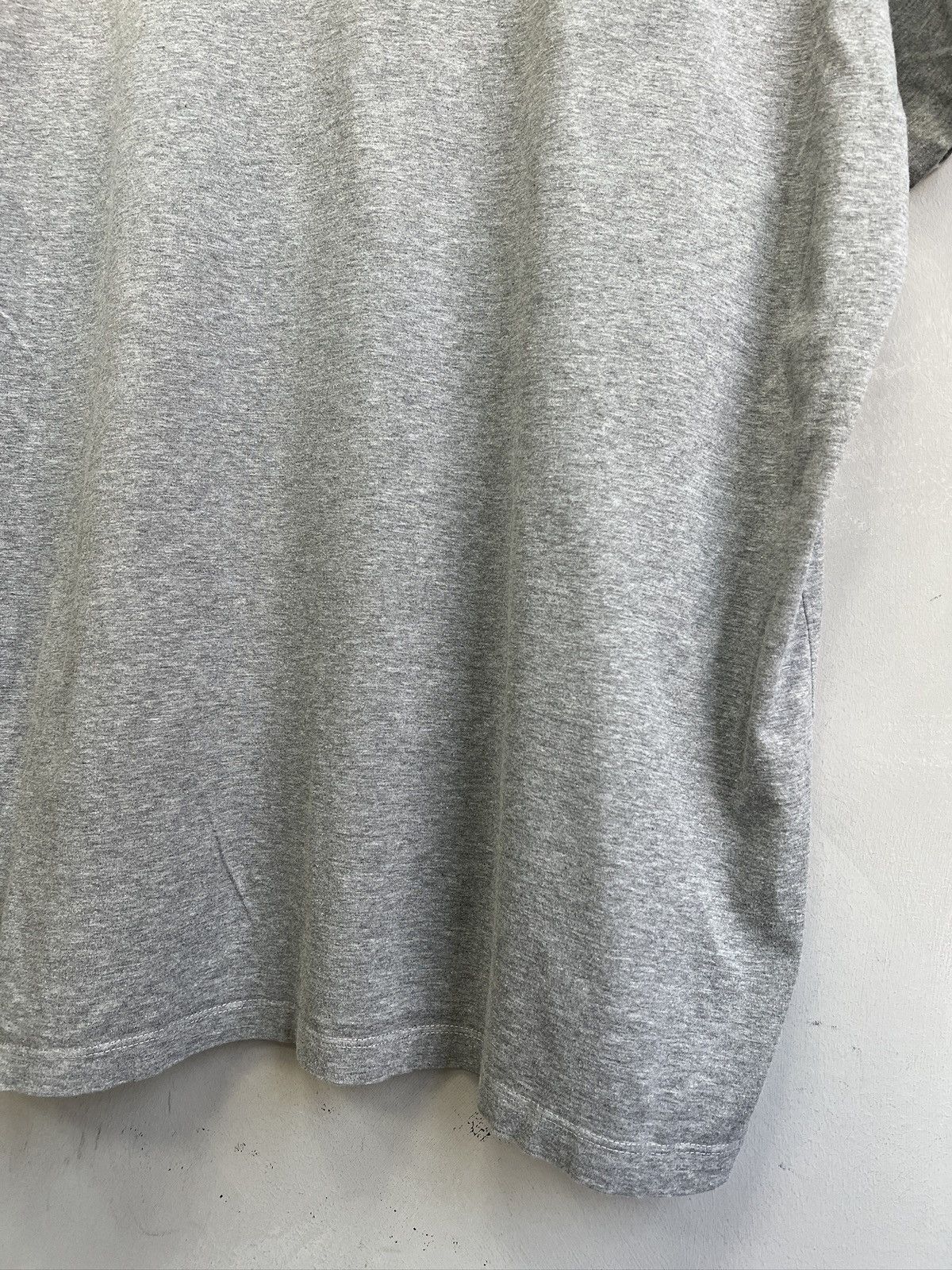 Moncler Moncler y2k big logo t shirt Size US M / EU 48-50 / 2 - 10 Thumbnail