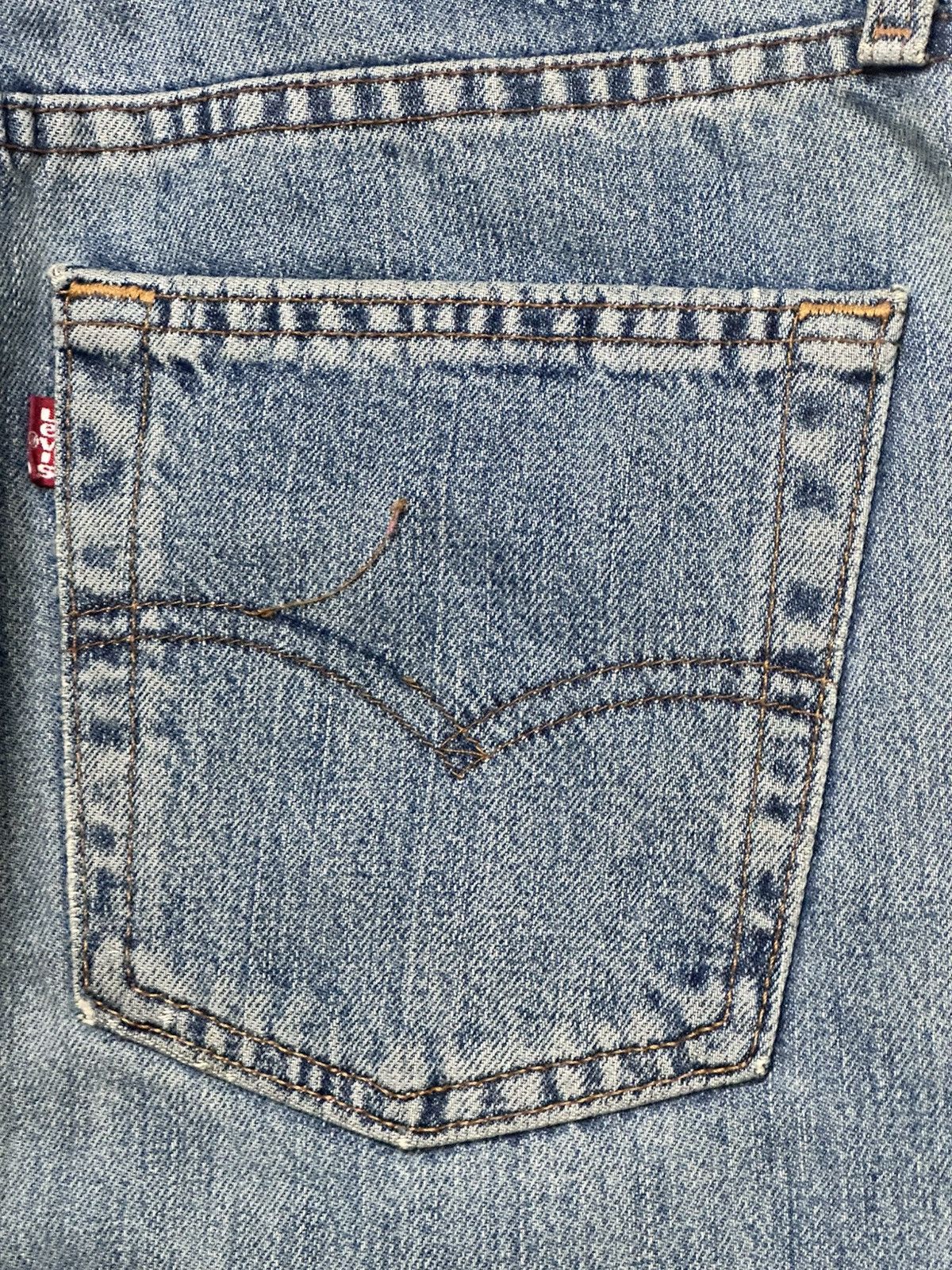 Levi's Vintage Levi’s 501 Original Straight Leg Jeans With Bluewash Size US 30 / EU 46 - 8 Thumbnail