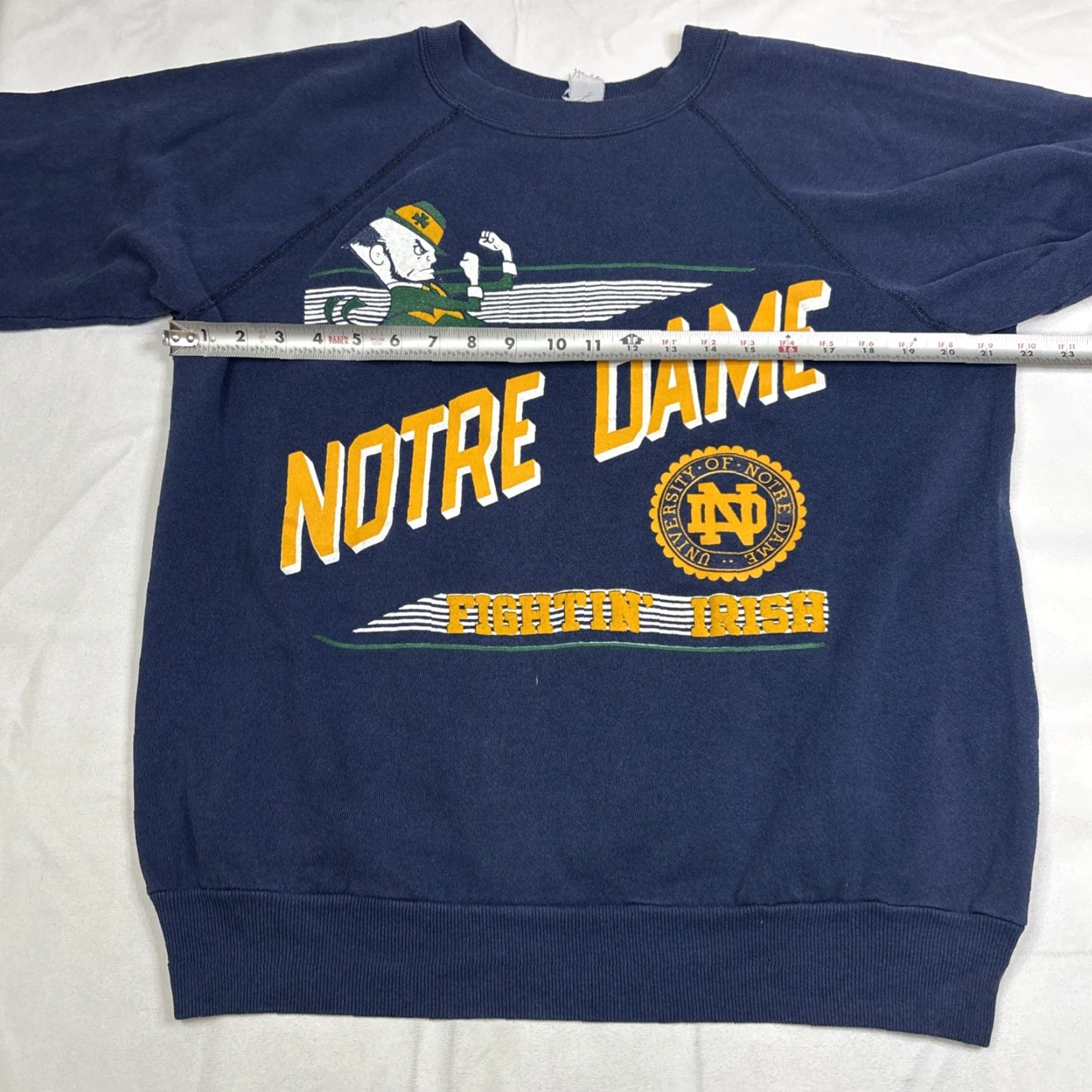Champion VINTAGE Champion Crewneck Sweatshirt Men’s M Notre Dame Fighting Irish 90s Blue Cotton Knit Logo Pullover Men Size US M / EU 48-50 / 2 - 4 Thumbnail