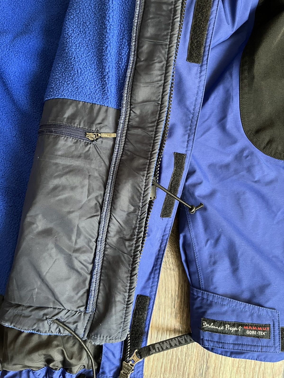 Mammut × Vintage Mammut Extreme Vintage Outdoor Gore Tex Jacket With Lining Size US M / EU 48-50 / 2 - 13 Thumbnail