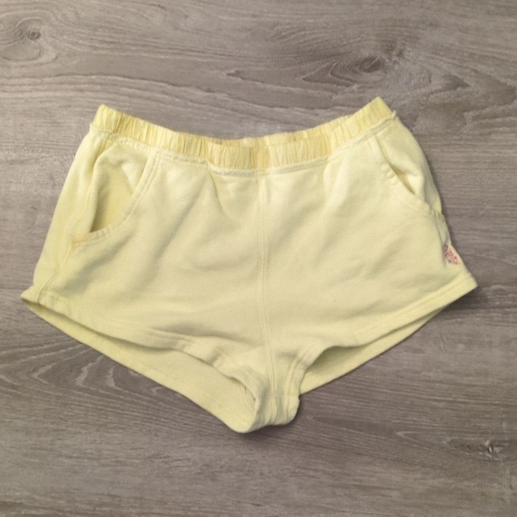 Free People Free people starfruit yellow terry cloth shorts size medium Size 28" / US 6 / IT 42 - 2 Thumbnail