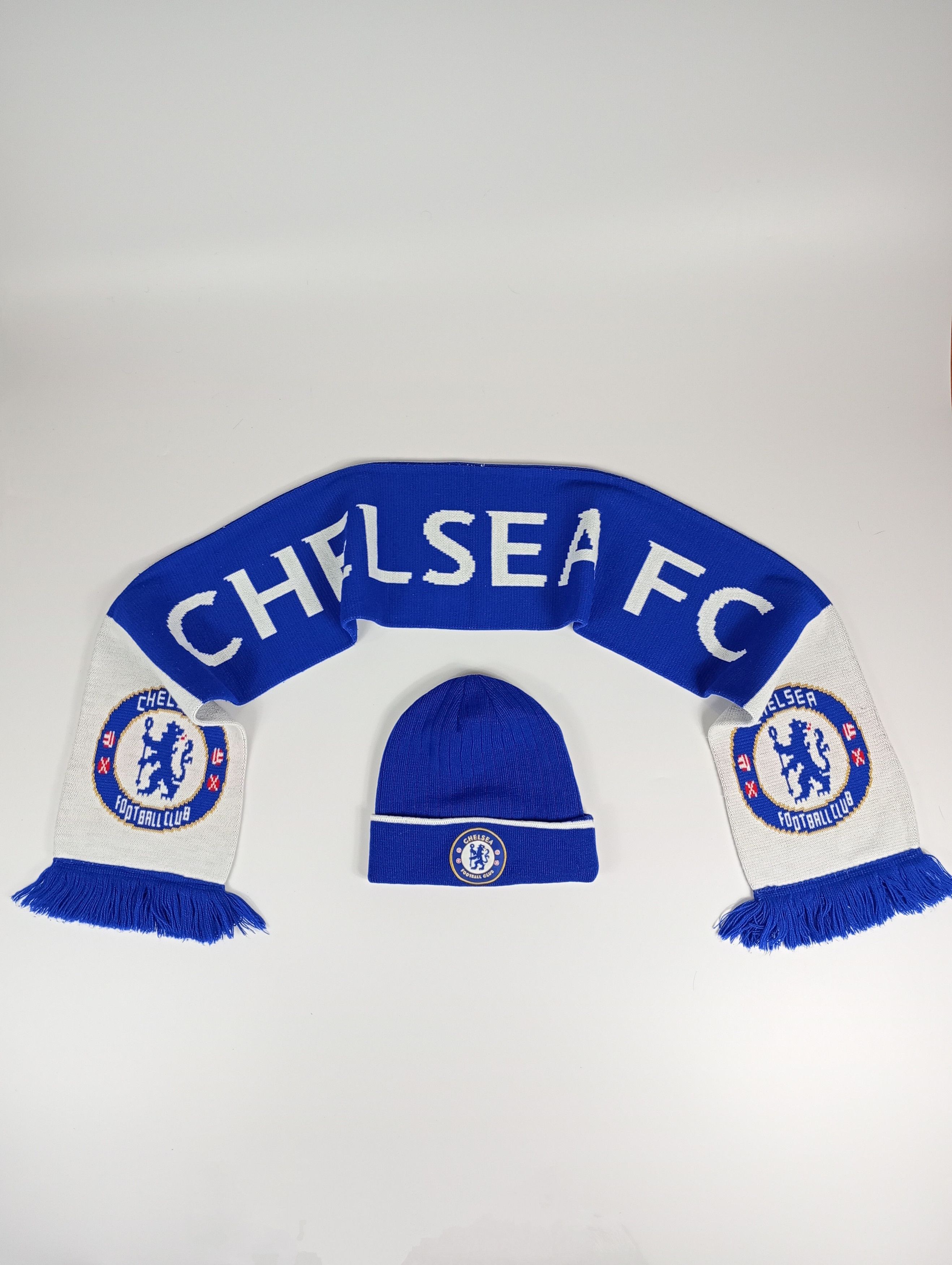 Chelsea Soccer Set of Scarf and Hat FC Chelsea Size ONE SIZE - 1 Thumbnail