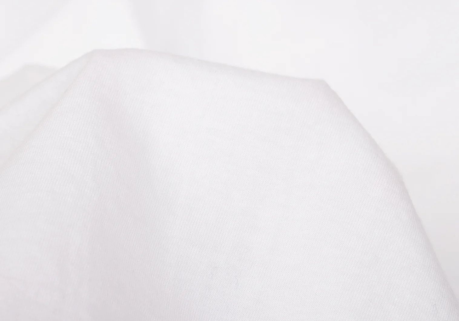 Issey Miyake Cotton Front Pleats T-Shirt in White Size M Size US M / EU 48-50 / 2 - 14 Thumbnail