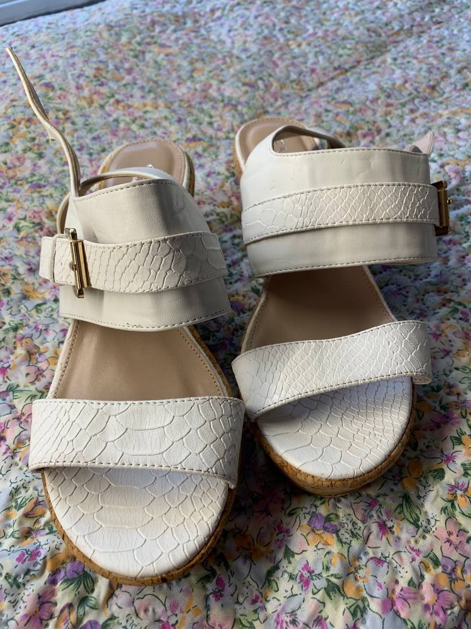 Kurt Geiger Kurt Geiger Carvela white leather women's platform sandals Size US 8.5 / IT 38.5 - 3 Thumbnail