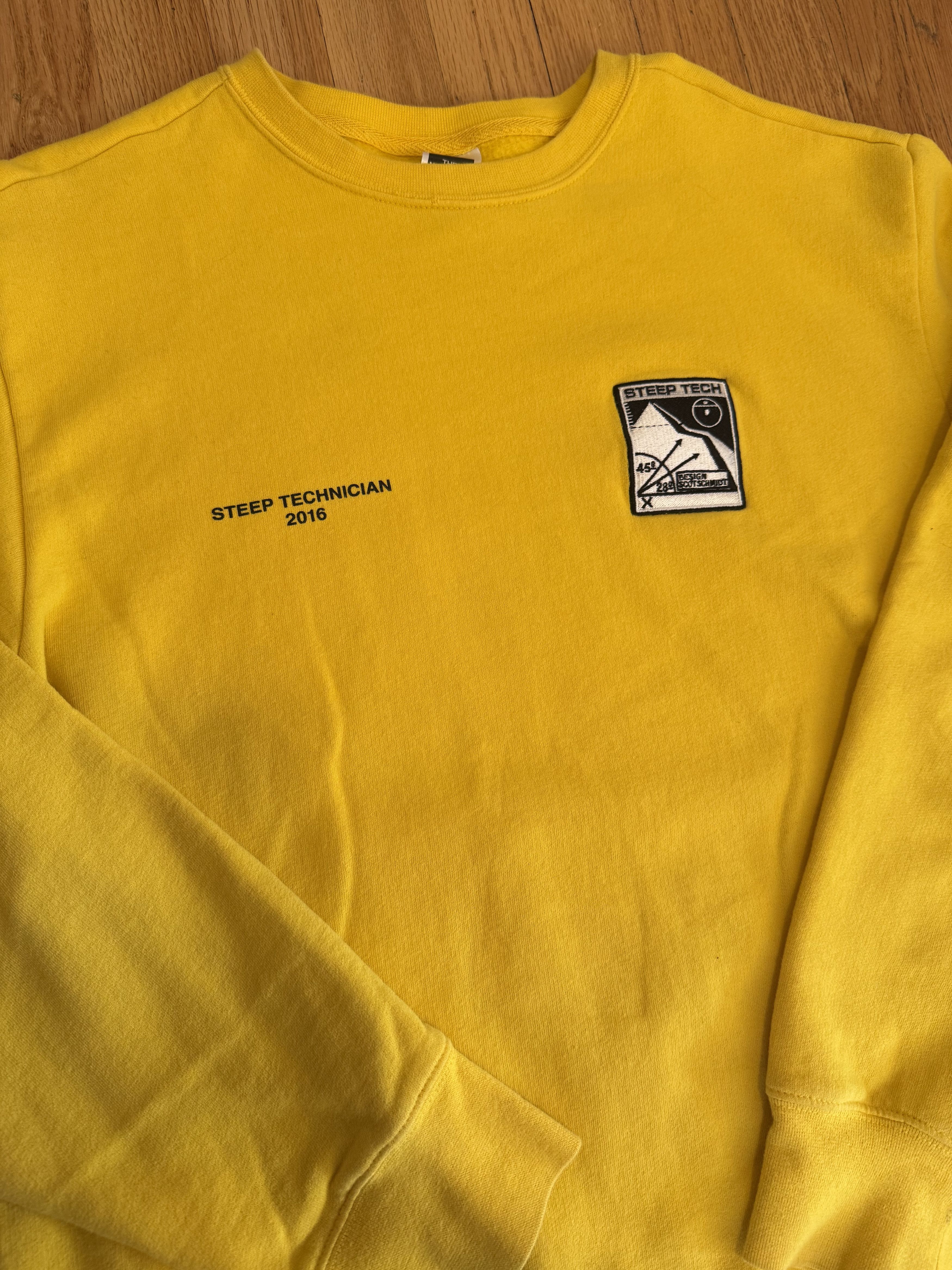 Supreme × The North Face Supreme x The North Face Steep Tech Crewneck TNF L Size US L / EU 52-54 / 3 - 4 Thumbnail