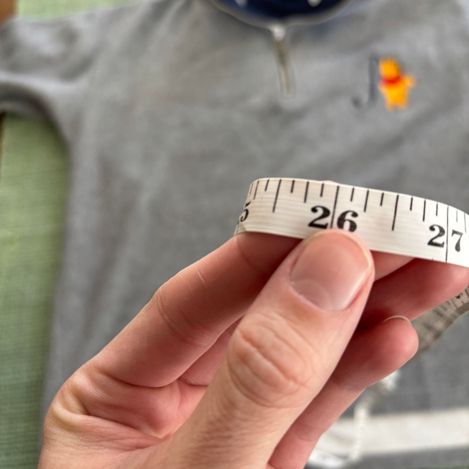 Vintage Vintage Winnie The Pooh Gray Fleece Quarterzip Sweatshirt Size US XL / EU 56 / 4 - 9 Thumbnail