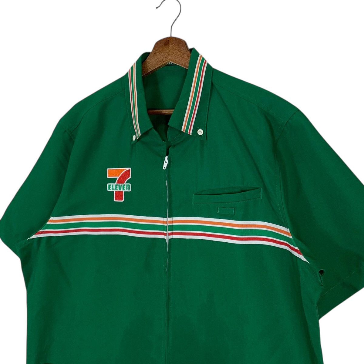 Vintage Vintage 7-Eleven Short Sleeve Zipper Shirt Size US XL / EU 56 / 4 - 4 Thumbnail