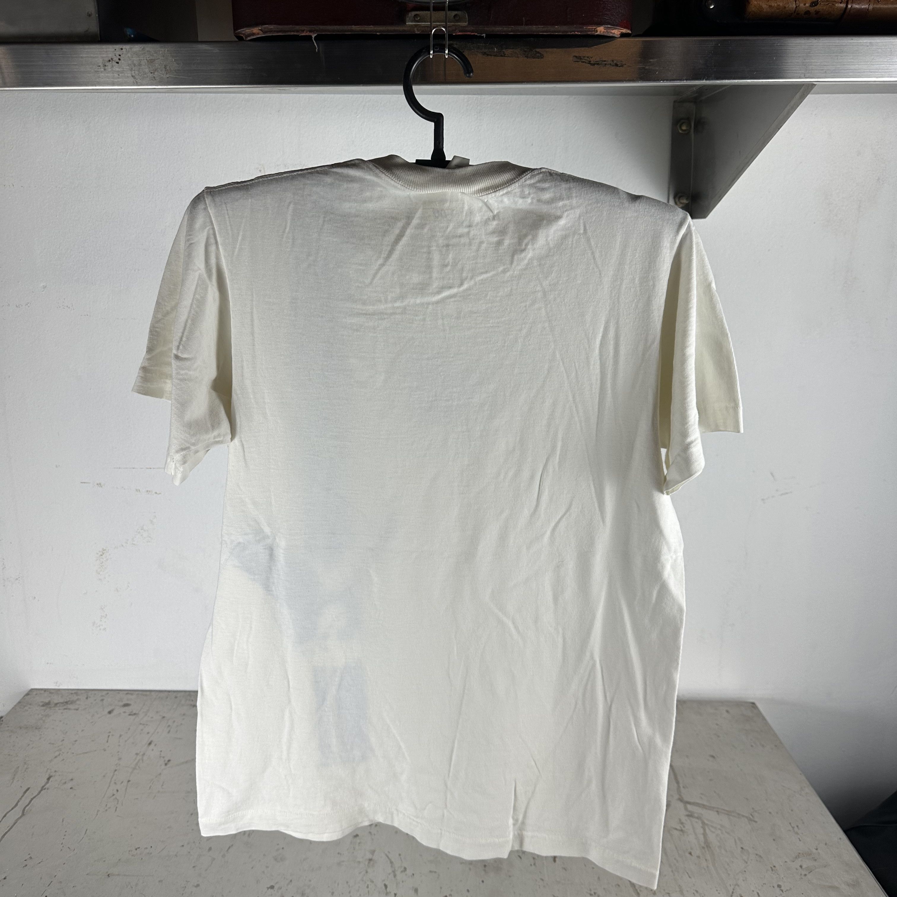 Vintage ​Vintage 1980 Aguila Eagle Graphic Single Stitch T-shirt Size US M / EU 48-50 / 2 - 3 Thumbnail