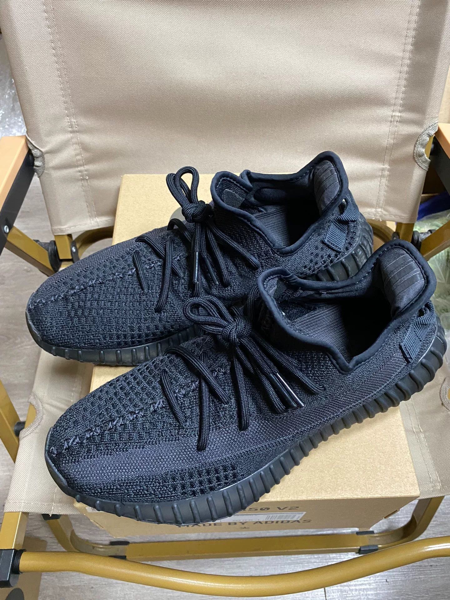 Adidas Adidas YEEZY350 Black Lowtop Sneakers 9.5 Men Size US 9.5 / EU 42-43 - 1 Thumbnail