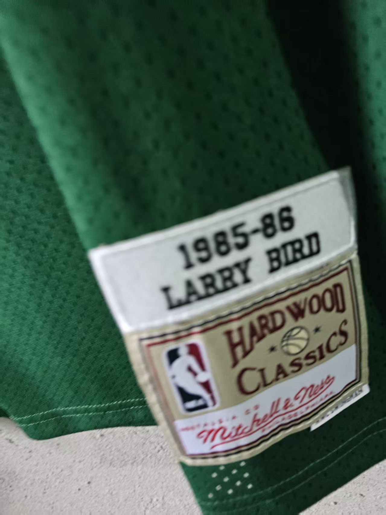 NBA Boston Celtics #33 Larry Bird Jersey Double Stitched Size US M / EU 48-50 / 2 - 4 Thumbnail