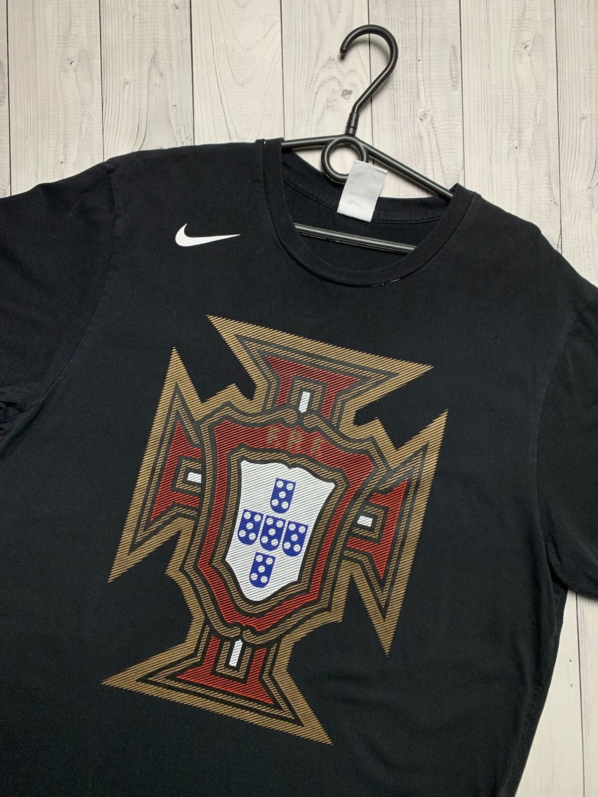 Nike × Vintage Vintage Nike Portugal soccer tee logo size XL Size US XL / EU 56 / 4 - 2 Thumbnail