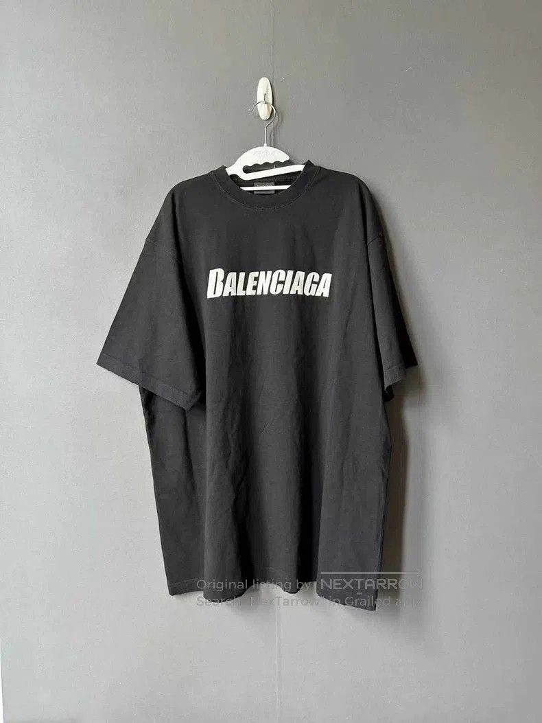 Balenciaga Balenciaga Distressed Logo Short Sleeve Tee. Size US S / EU 44-46 / 1 - 1 Thumbnail