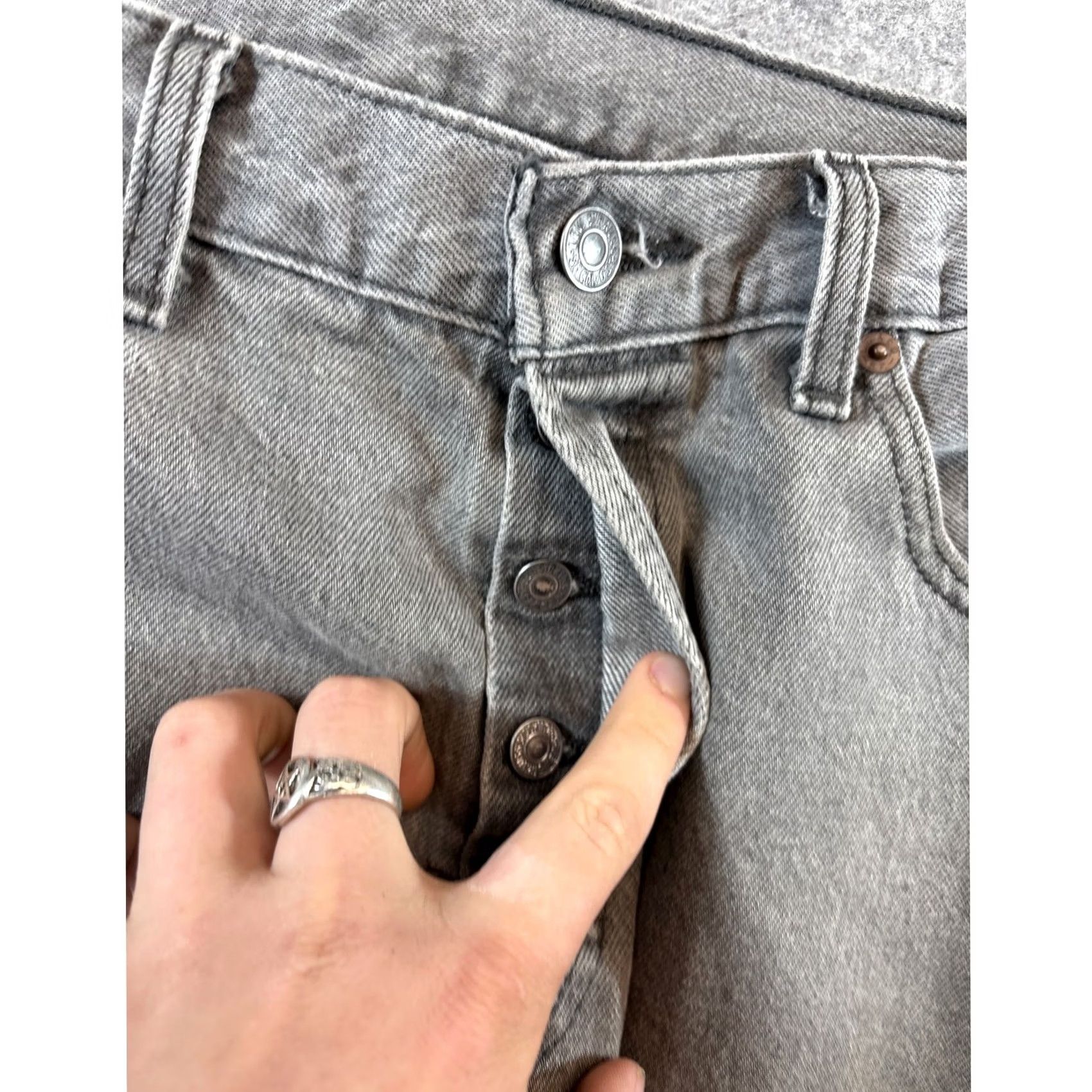 Levi's Levi's 501 Denim Straight Jeans Men 33x31 Gray Washed Button Fly Red Tab USA Jeans Mens 501 Regular Straight Denim Solid 5-Pocket Design USA Size US 33 - 3 Thumbnail