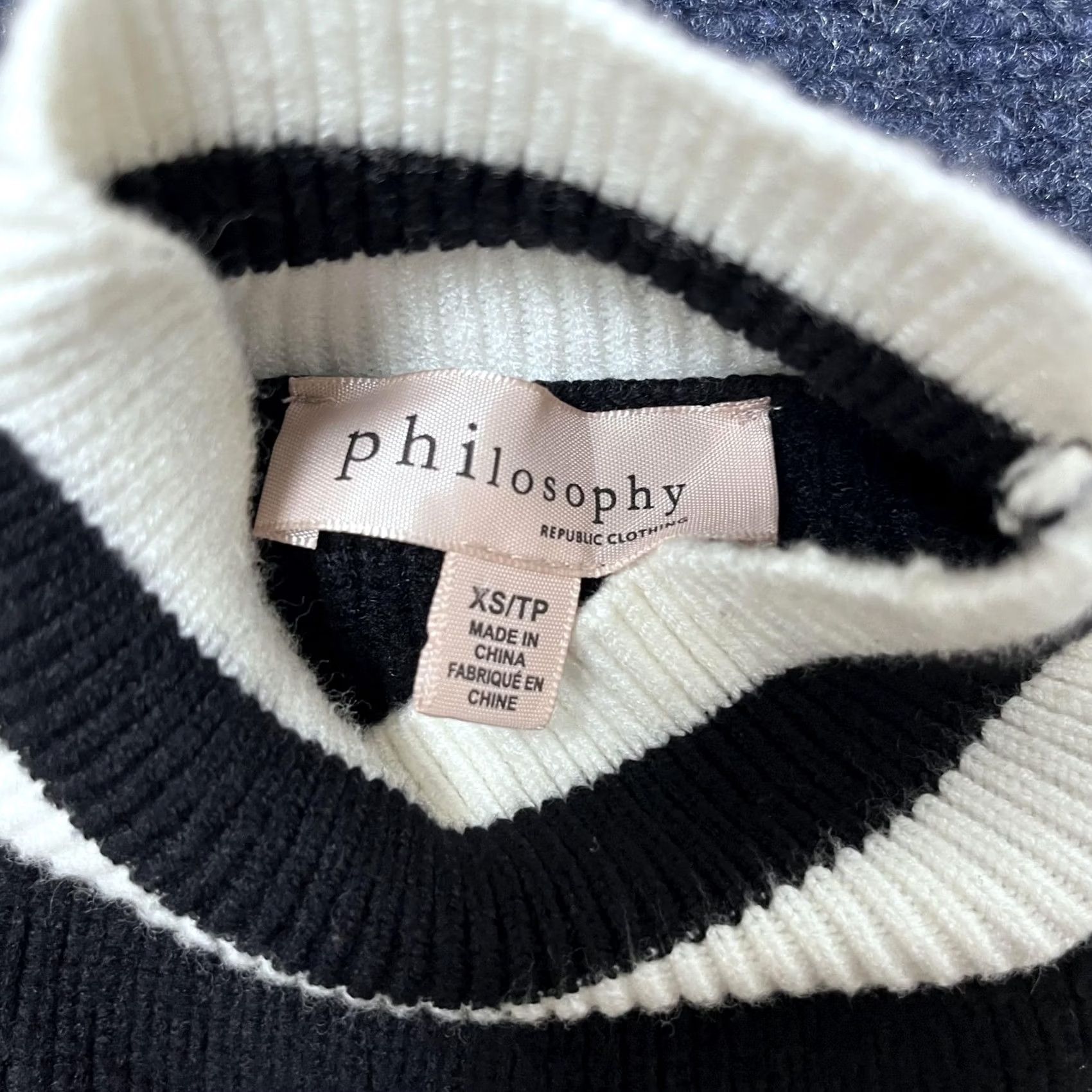 Vintage Philosophy Republic Clothing Sweater Womens XS Black White Stripe Mock Neck Pullover Knit Ribbed Long Sleeve Size XS / US 0-2 / IT 36-38 - 2 Thumbnail