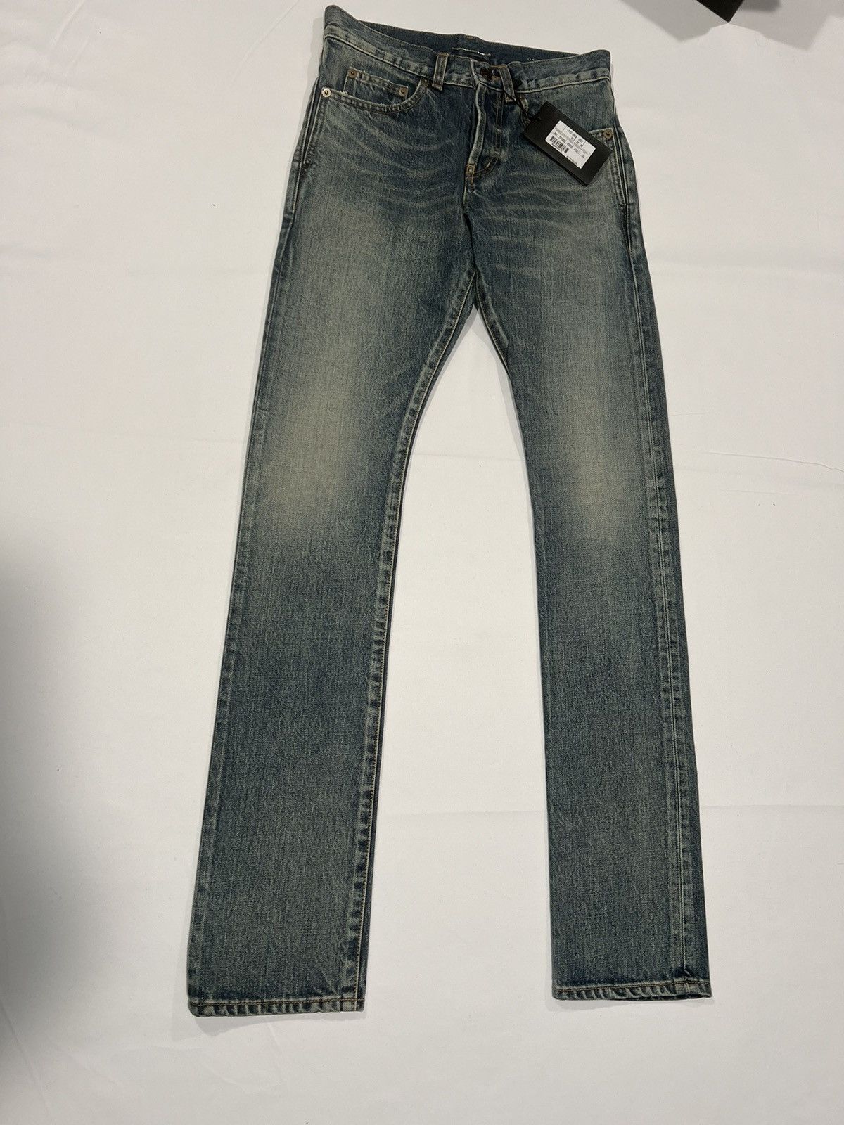 Saint Laurent Paris Saint Laurent men’s classic blue jeans. 26. $890 Size US 26 / EU 42 - 12 Thumbnail