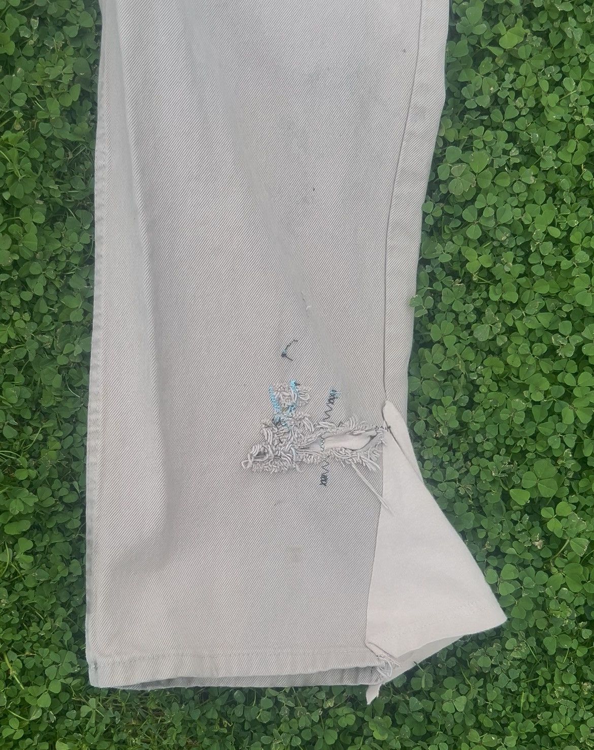Calvin Klein Y2k baggie jeans with flare at bottom Size US 33 - 7 Thumbnail