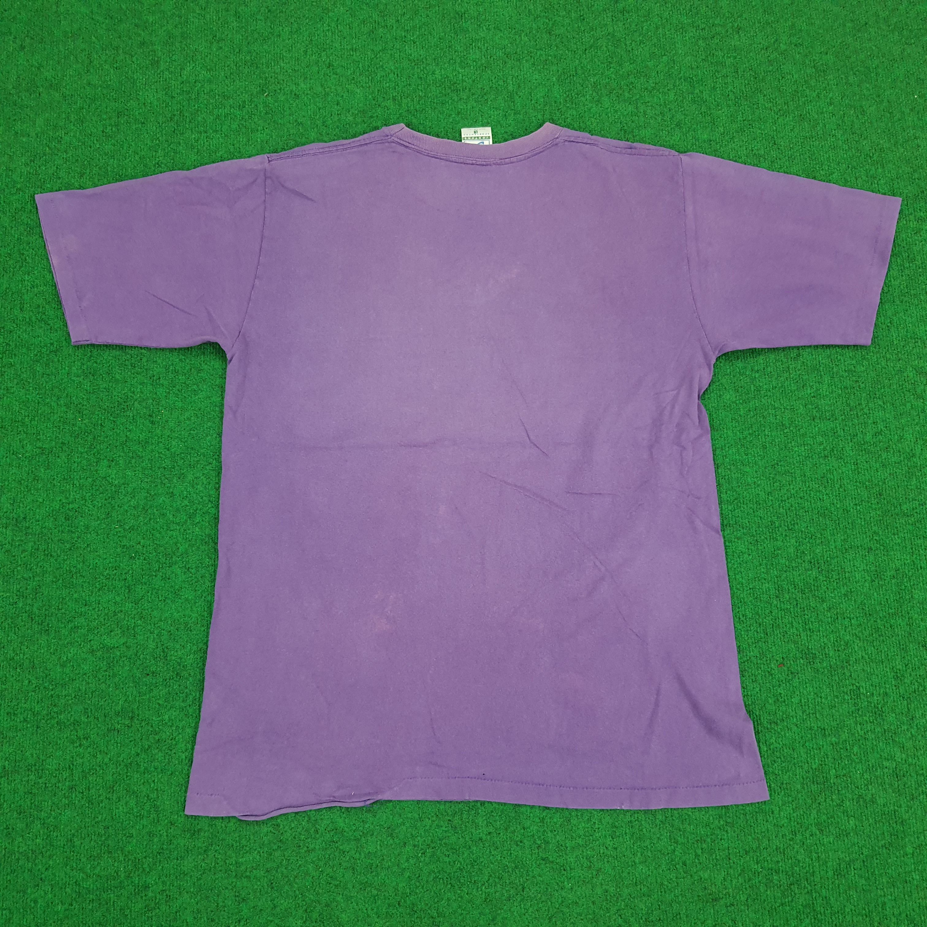 MLB × NBA × Vintage Vintage Los Angelas Lakers Basketball T-shirt Size US L / EU 52-54 / 3 - 3 Thumbnail