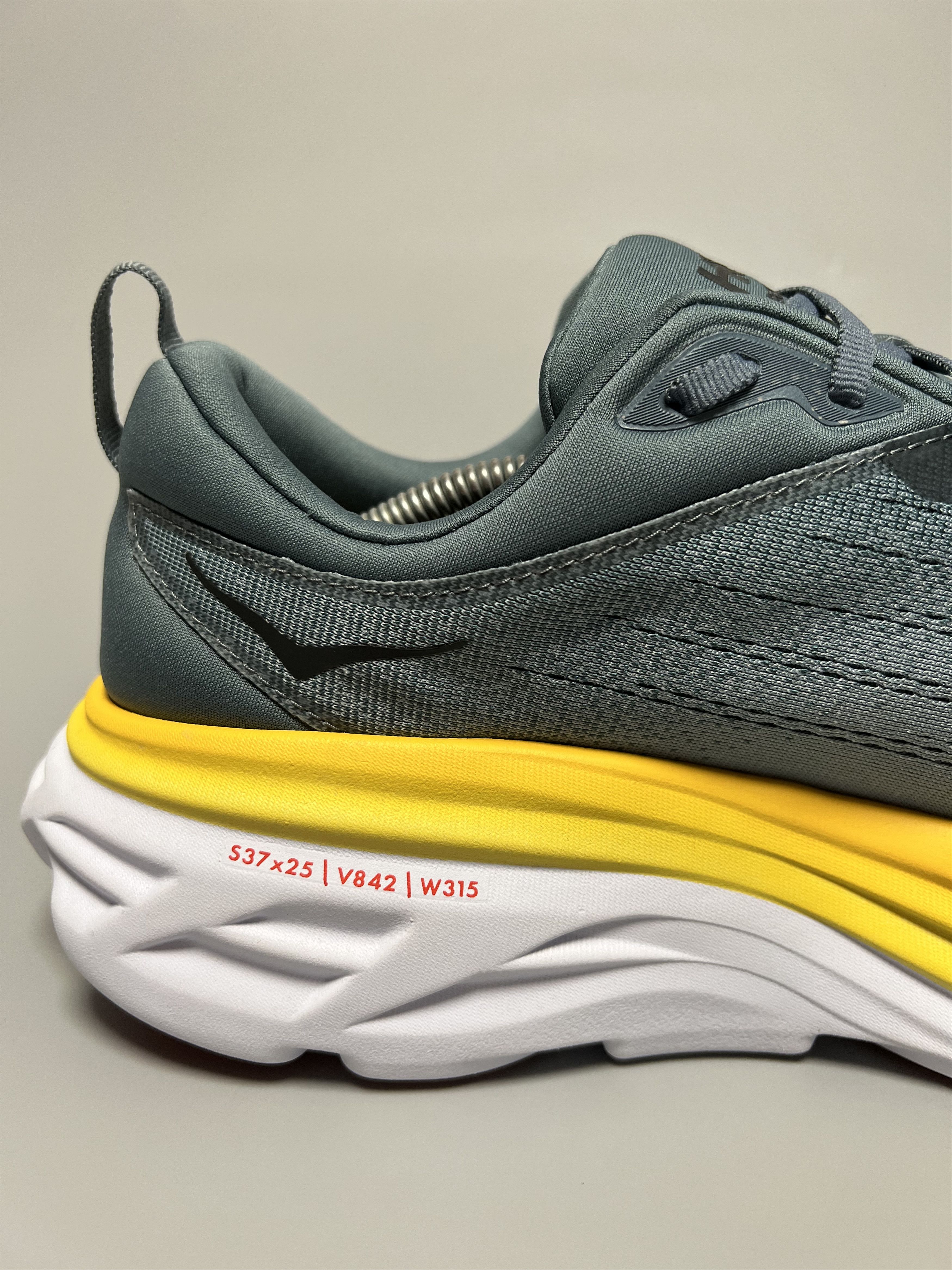 Hoka 10 EE Hoka One One Bondi 8 Wide Running Shoes Gym Walking Size US 10 / EU 43 - 6 Thumbnail