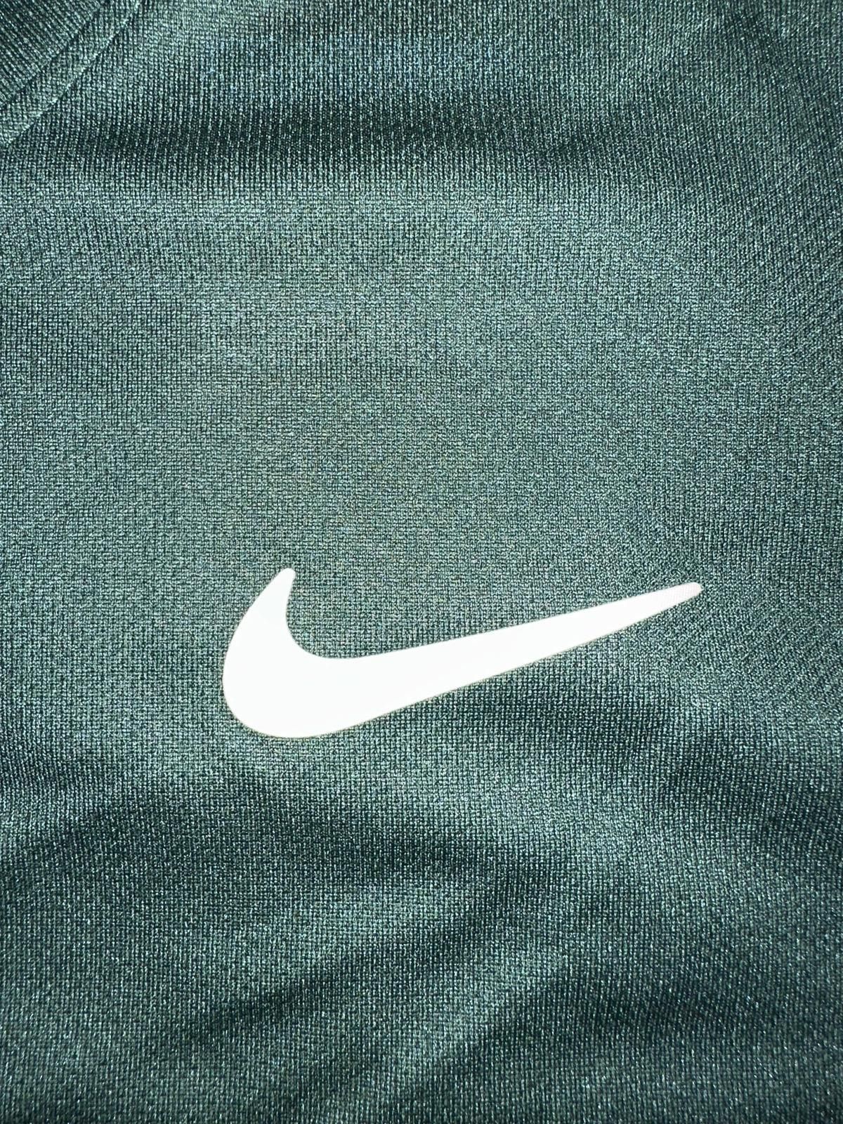 Nike NikeCourt Men’s Dri-FIT Victory Tennis Green T-Shirt Size US M / EU 48-50 / 2 - 4 Thumbnail
