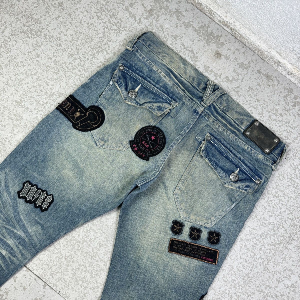 If Six Was Nine Japanese Brand Army of Me Patches Flare Jeans Size US 31 - 11 Thumbnail