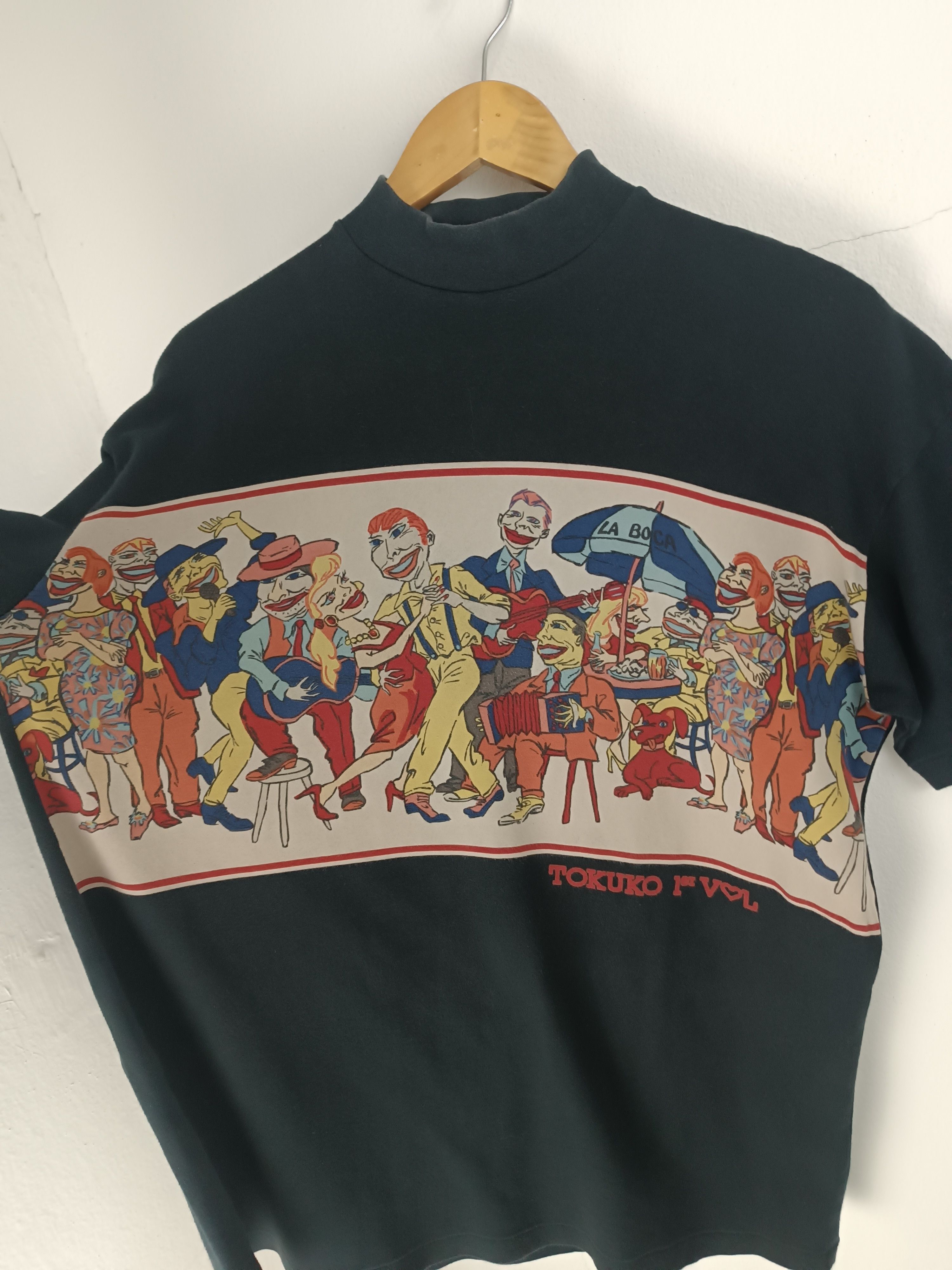 Japanese Brand VINTAGE 90'S TOKUKO IER VOL ART AOP RARE TEE PICASSO FRIDA Size US XL / EU 56 / 4 - 8 Thumbnail