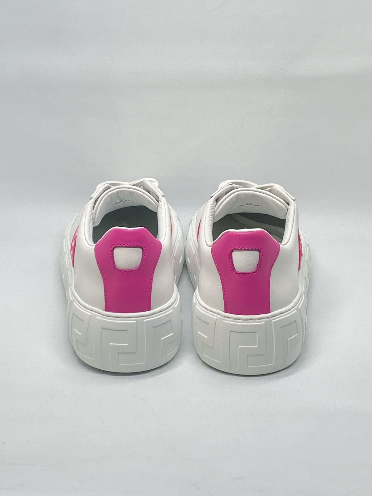 Versace Versace Greca Logo Leather Sneakers size 40 Size US 10 / IT 40 - 7 Thumbnail